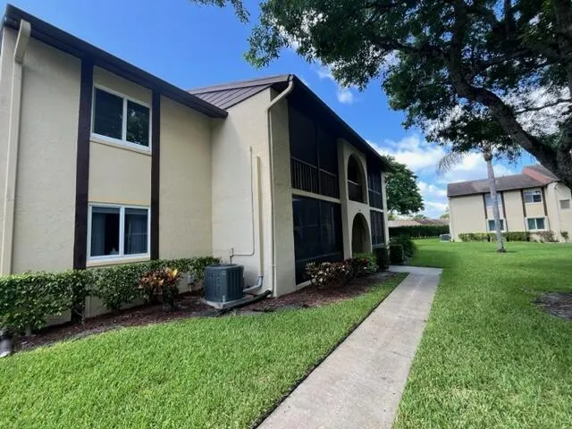 304 Pine Circle #C-2
