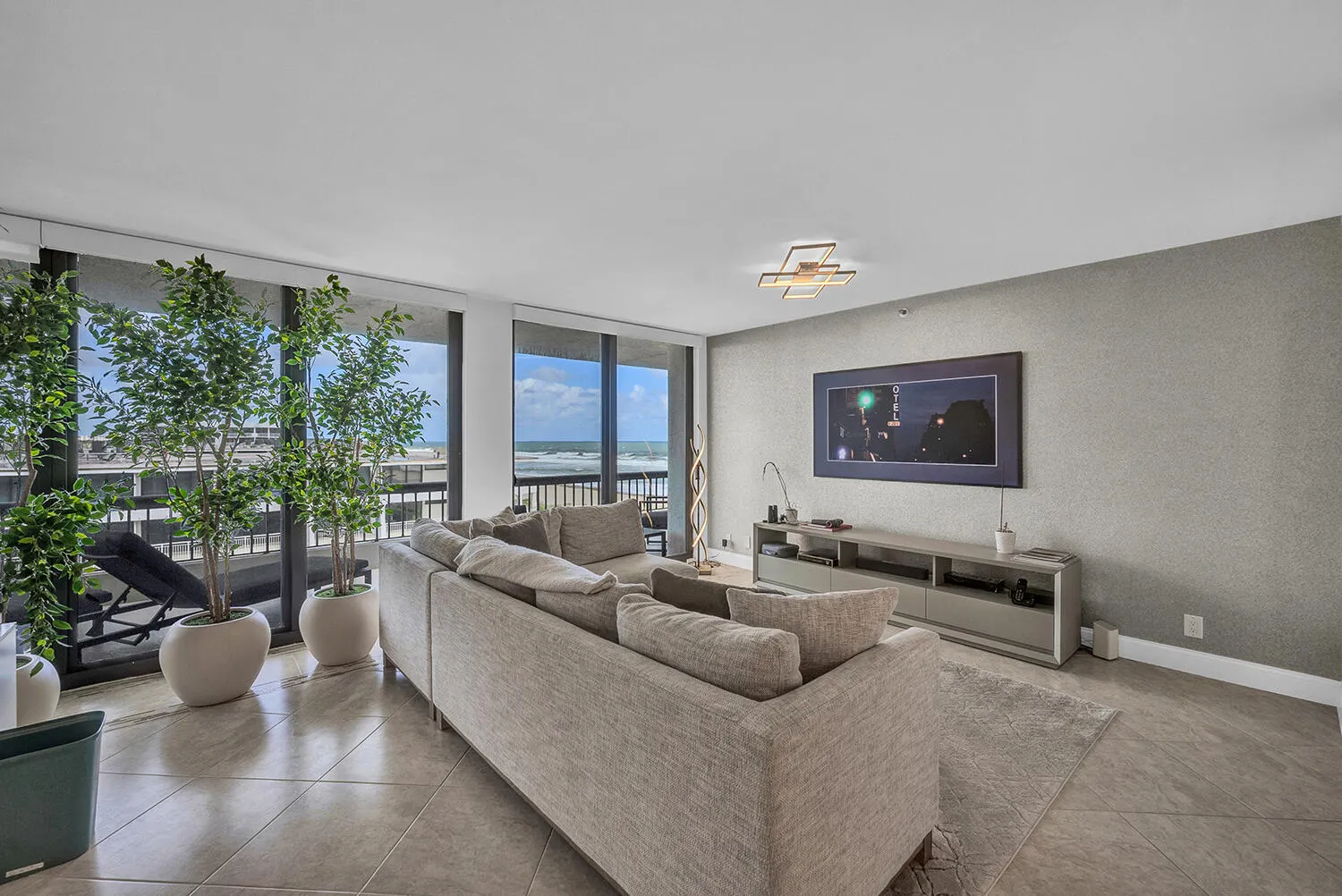 2660 S OCEAN Boulevard #602N