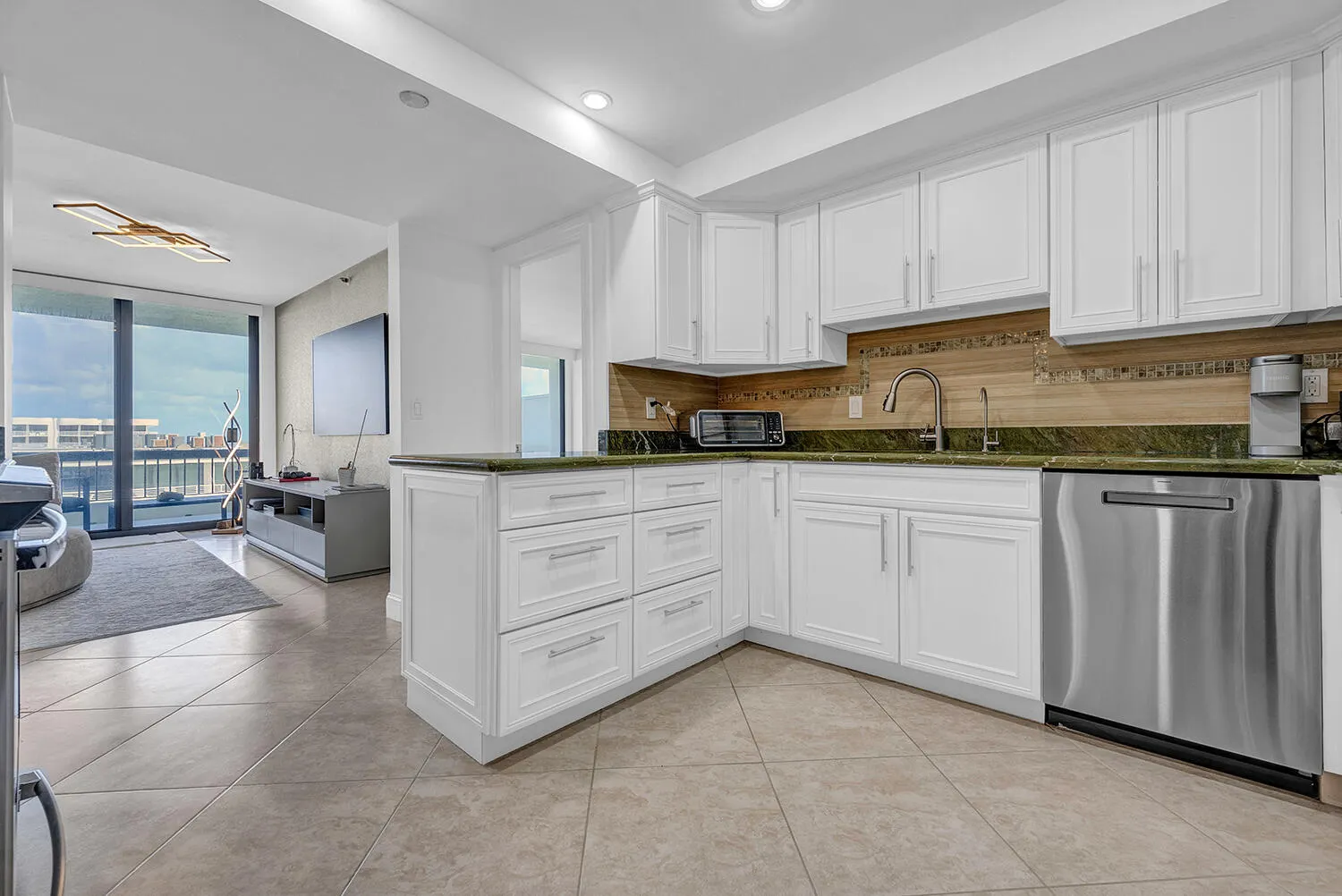 2660 S OCEAN Boulevard #602N