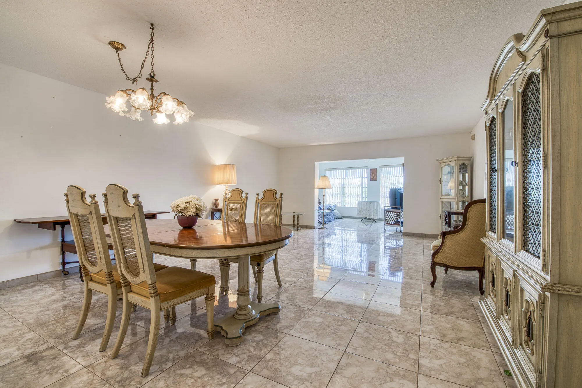 4281 NW 41ST Street #320