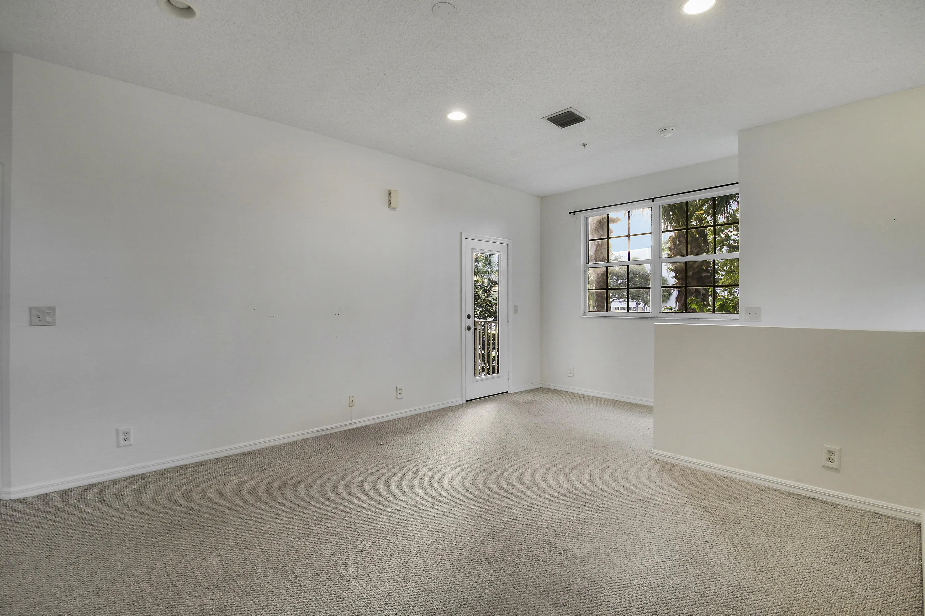 111 LIGHTHOUSE Circle #H