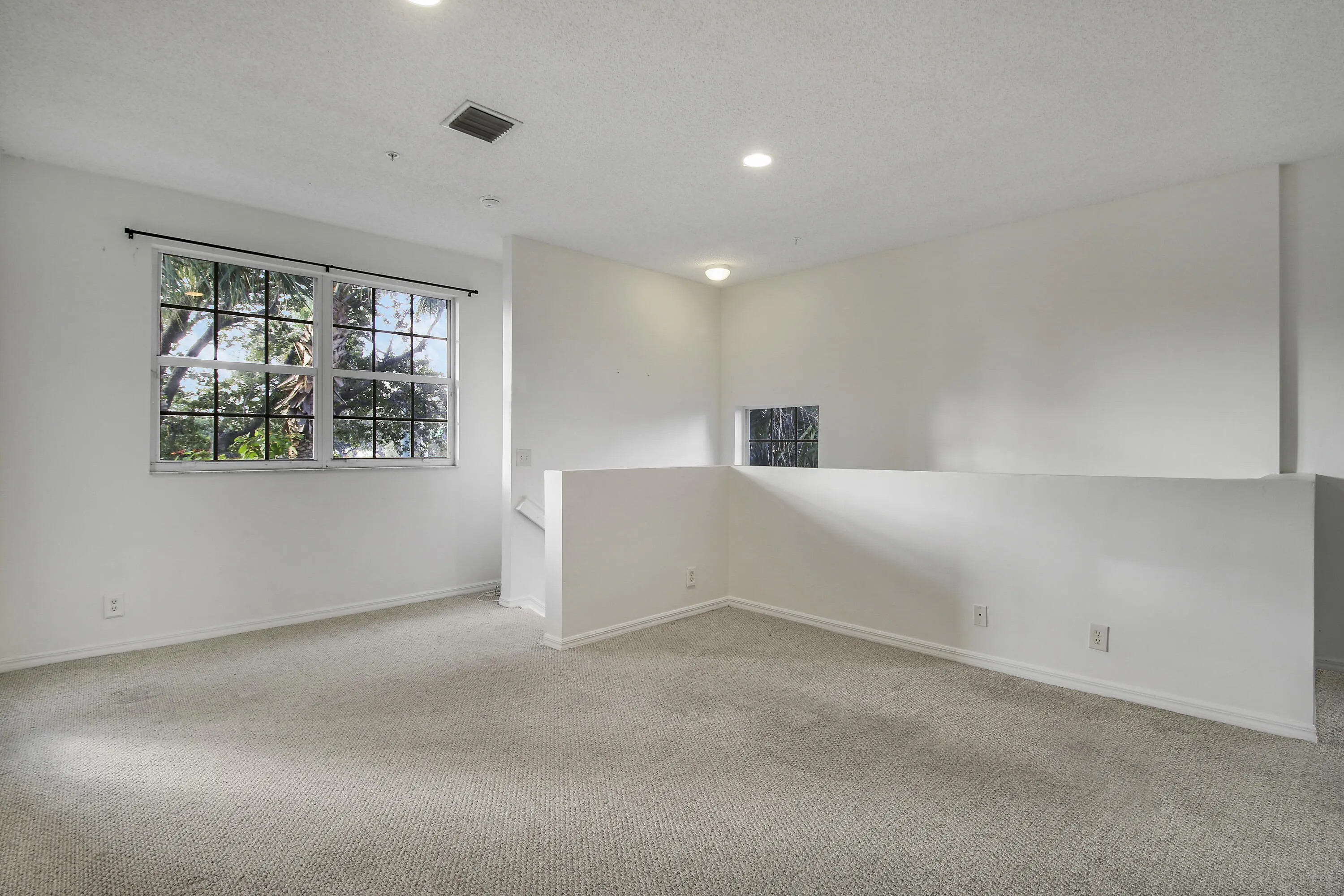 111 LIGHTHOUSE Circle #H