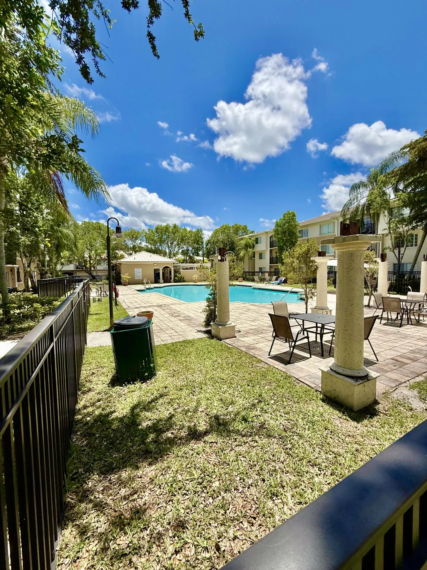 1100 N CRESTWOOD Court S #1112