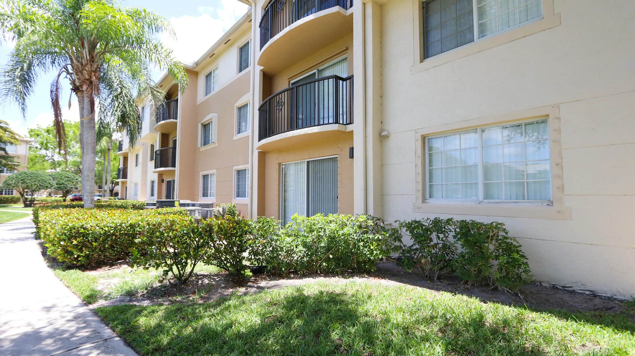 1100 N CRESTWOOD Court S #1112