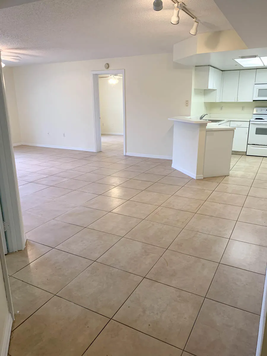 1100 N CRESTWOOD Court S #1112