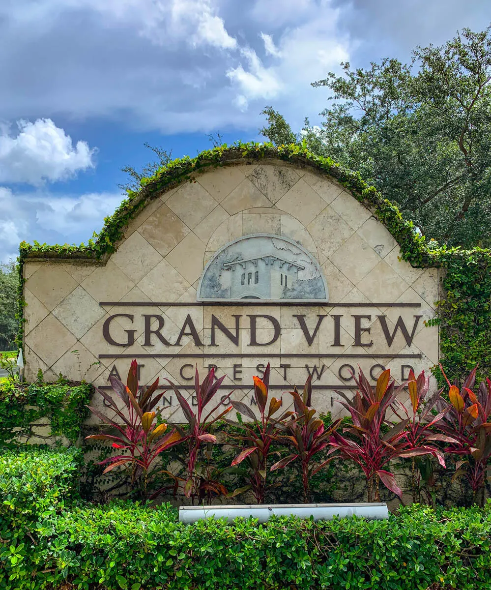 1100 N CRESTWOOD Court S #1112