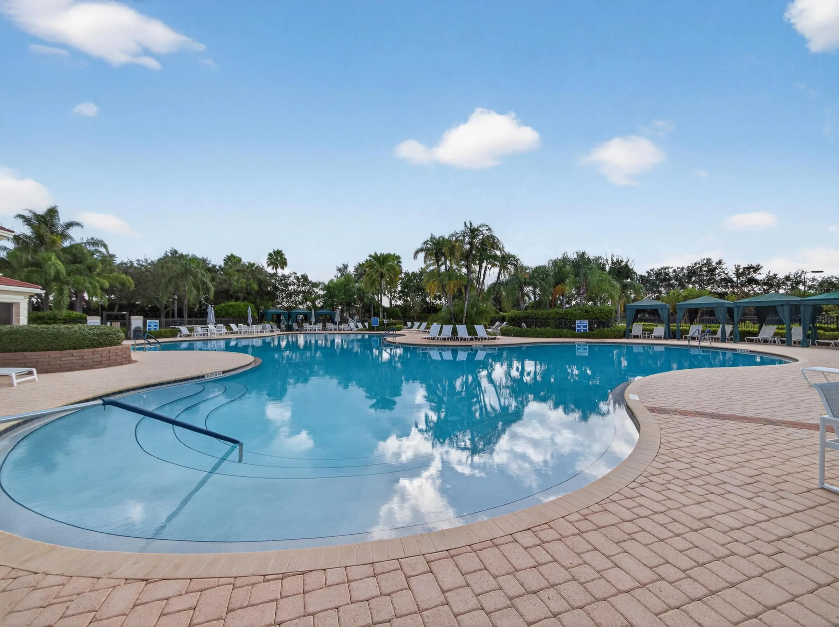 11210 SW Lake Park Drive