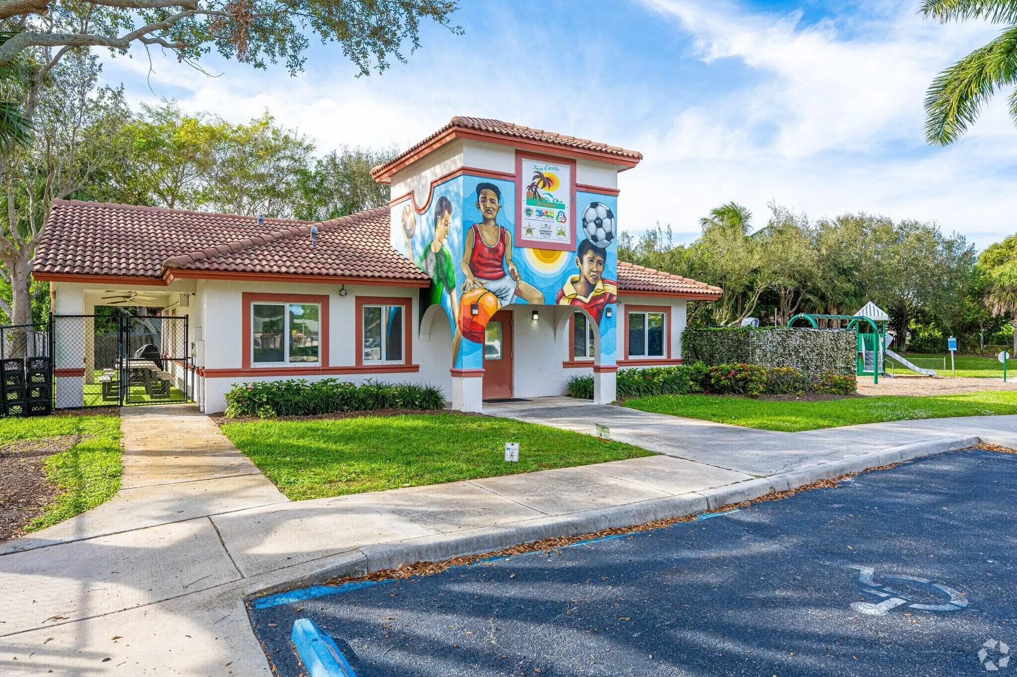 1064 HIGHVIEW Road