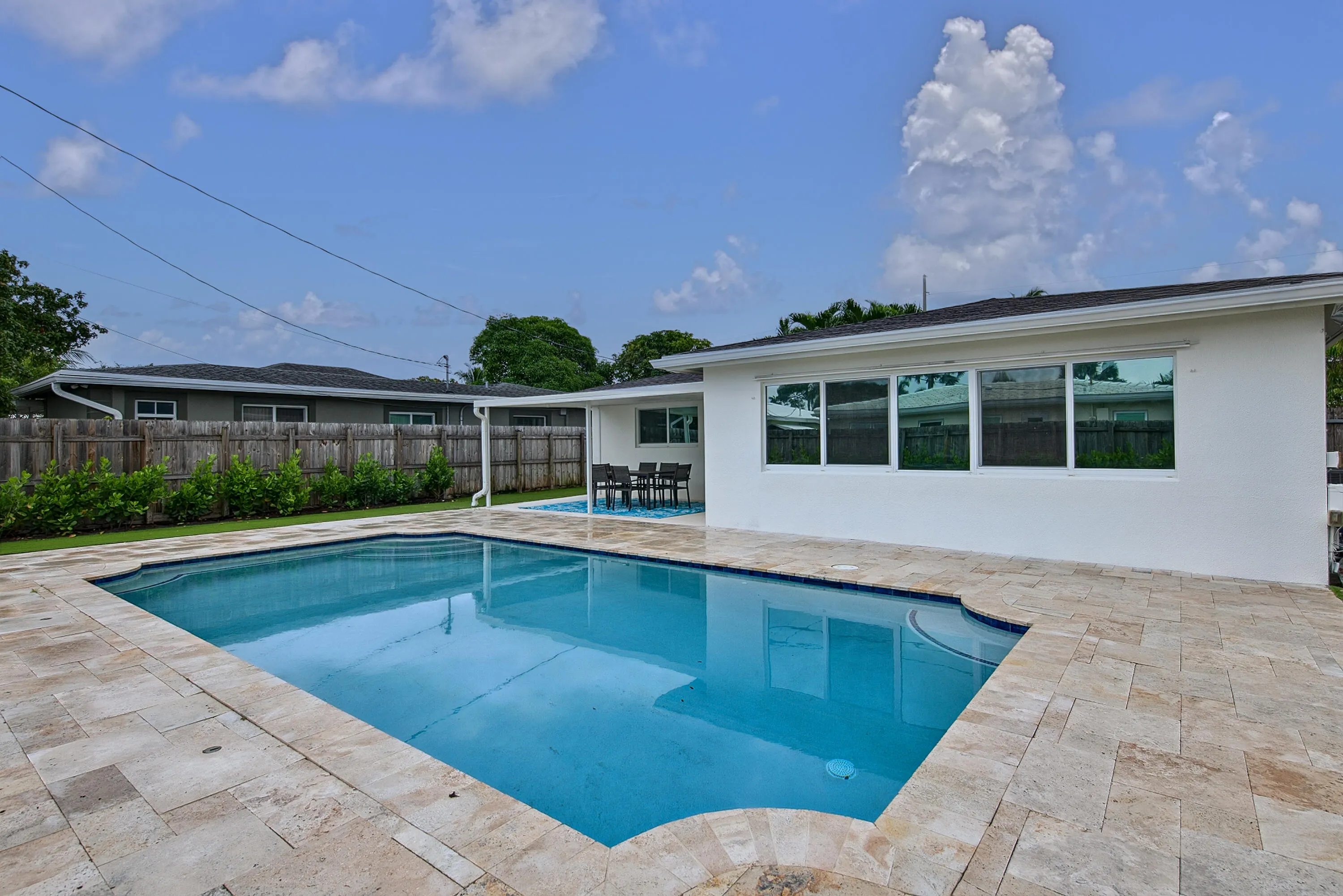 341 NE 45TH Street