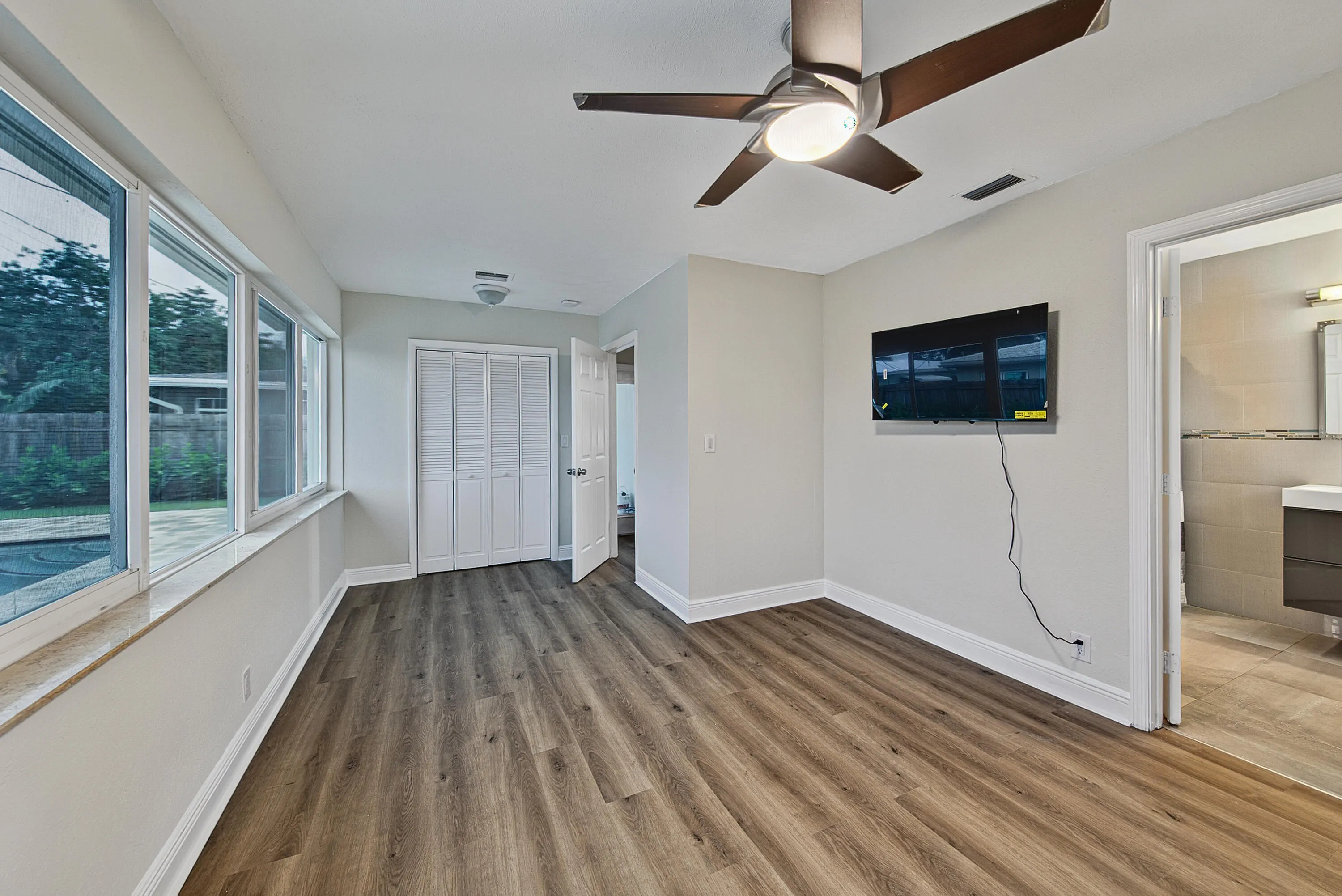 341 NE 45TH Street