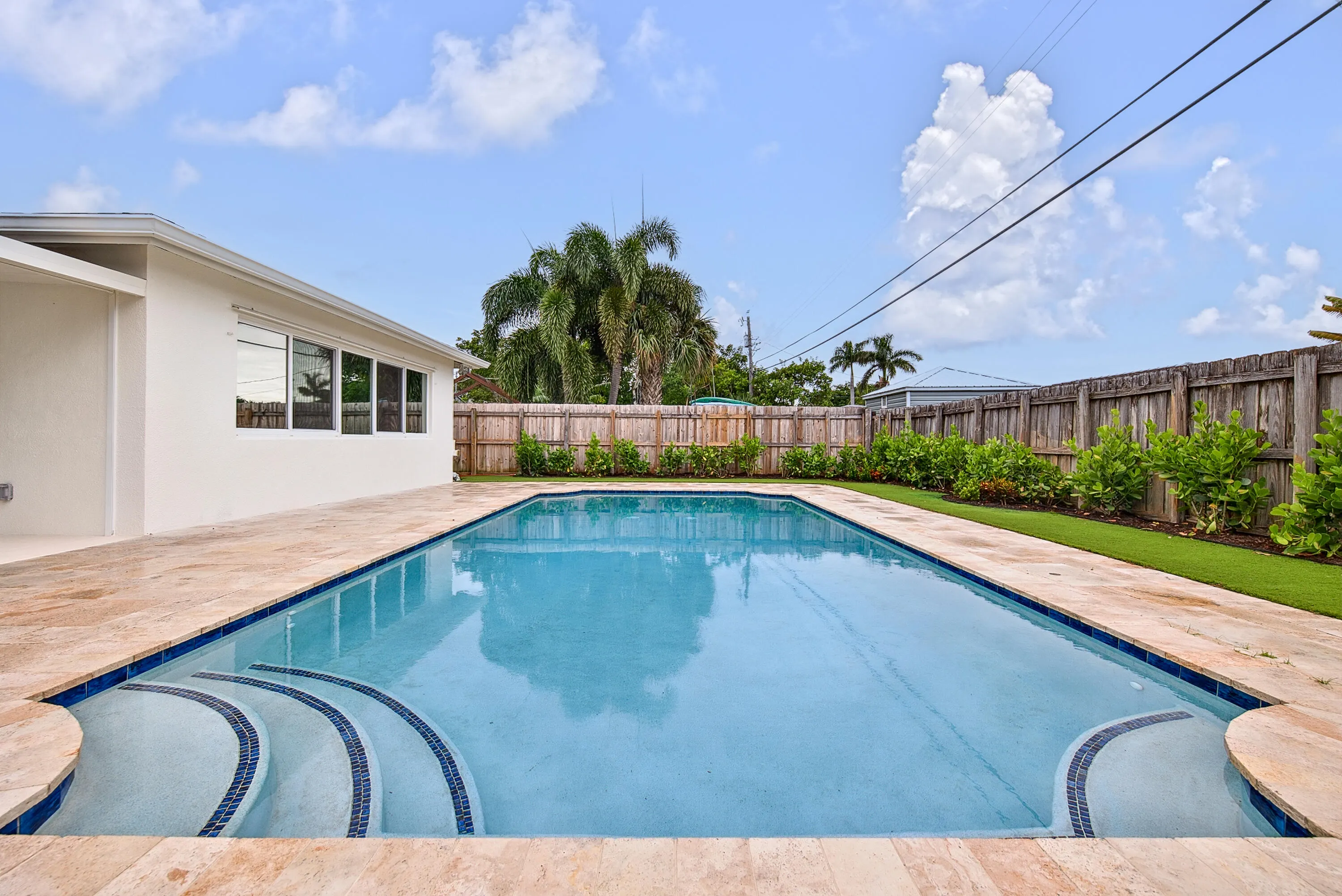 341 NE 45TH Street