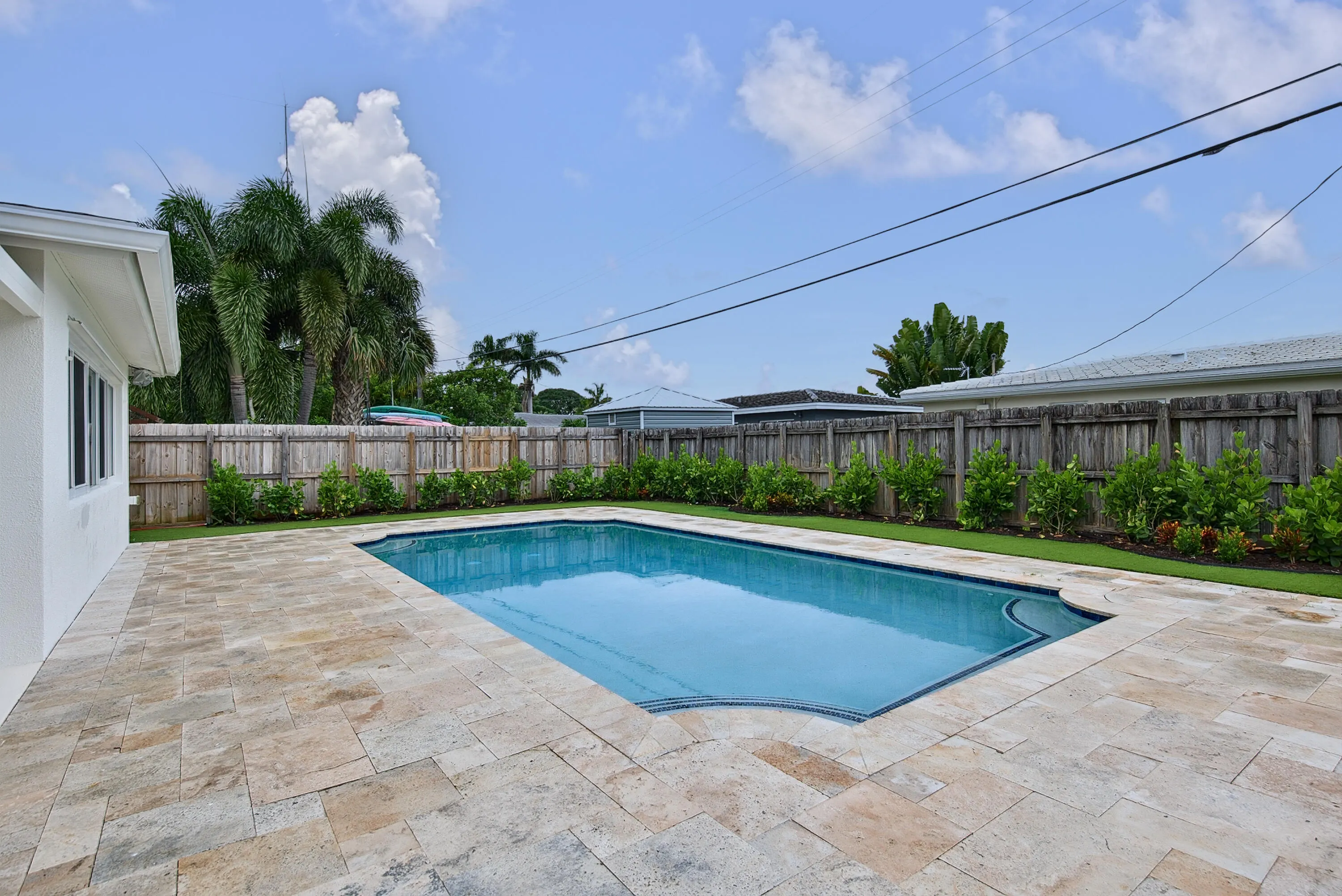 341 NE 45TH Street