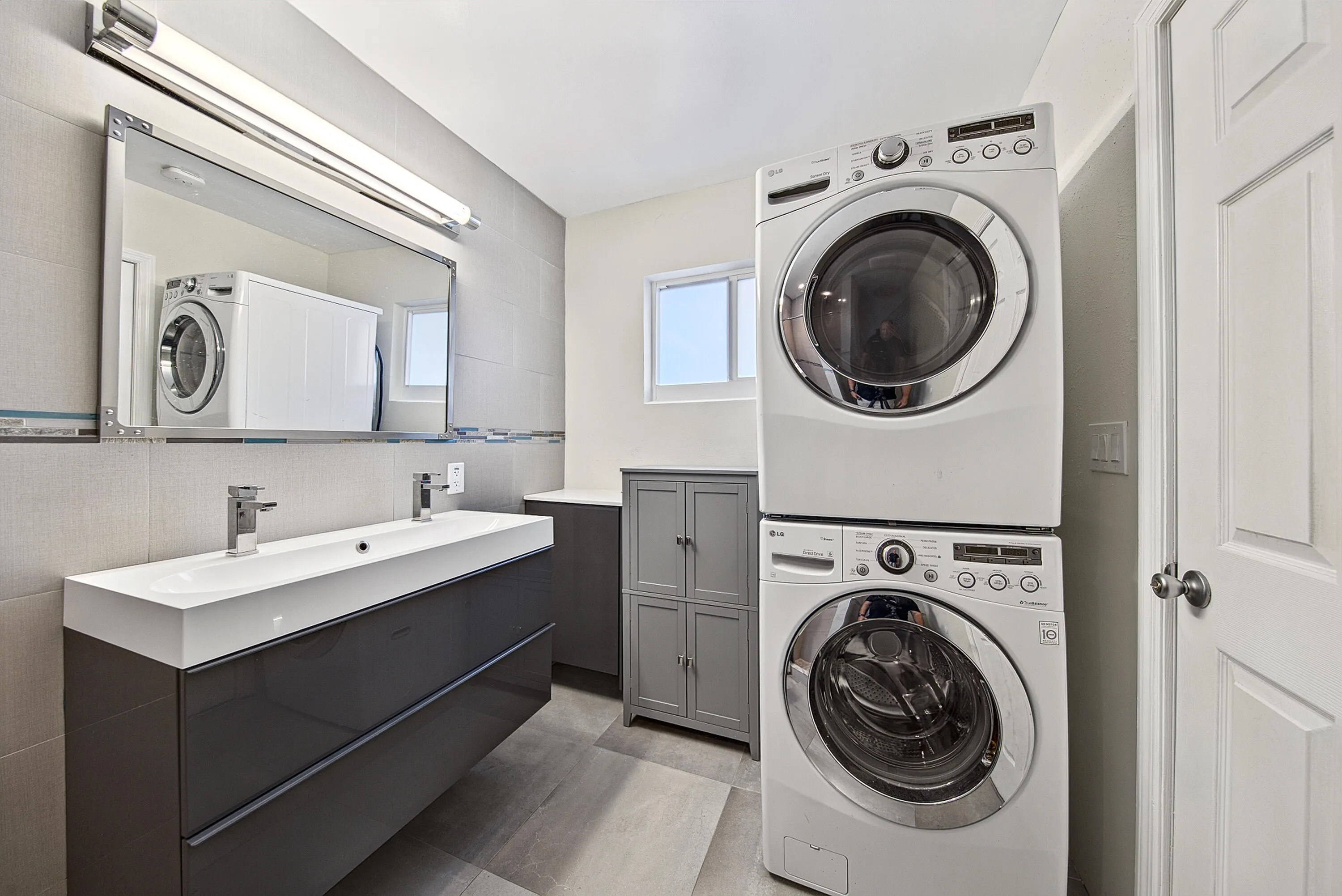 341 NE 45TH Street