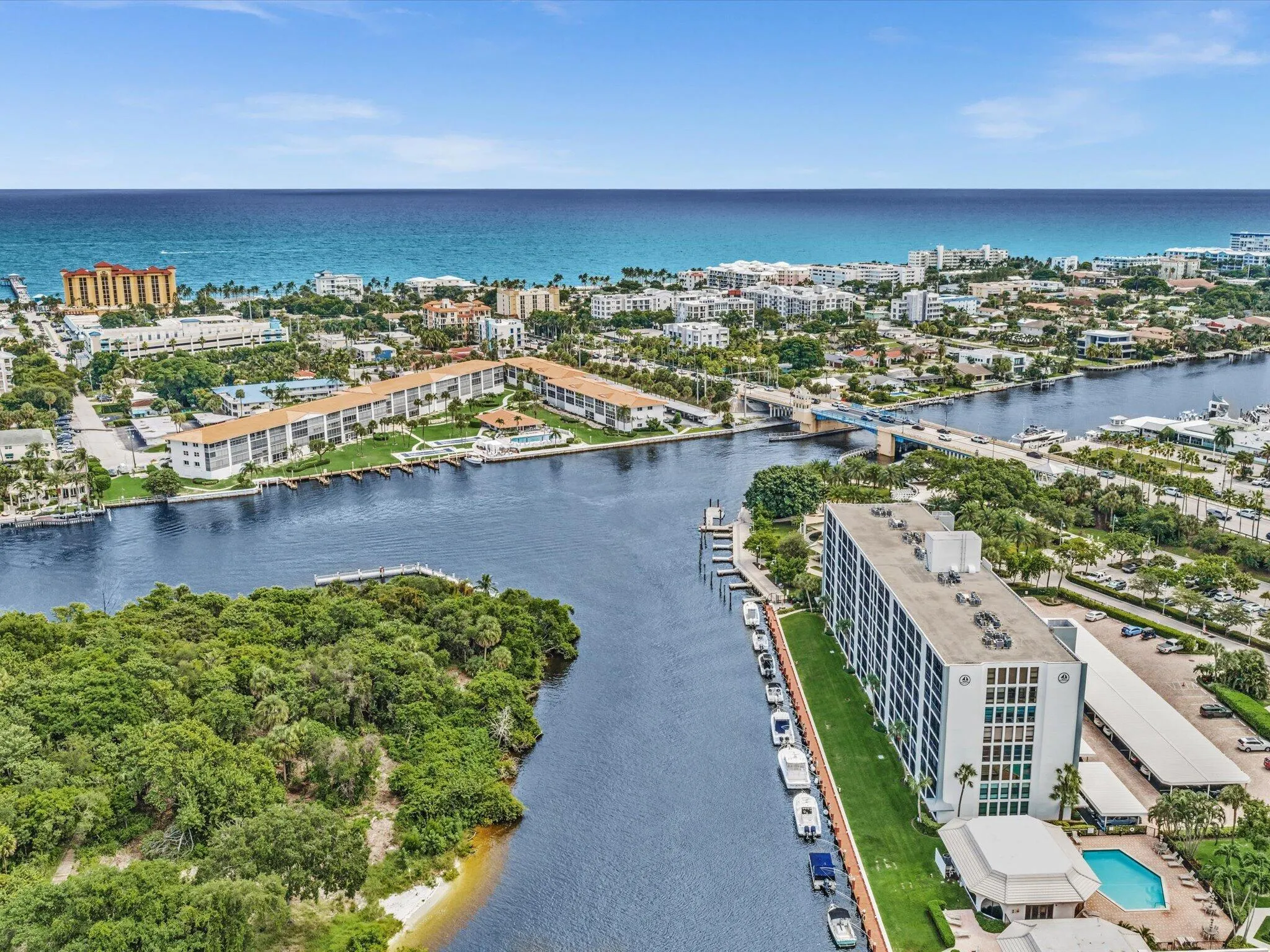 1631 RIVERVIEW Road #701