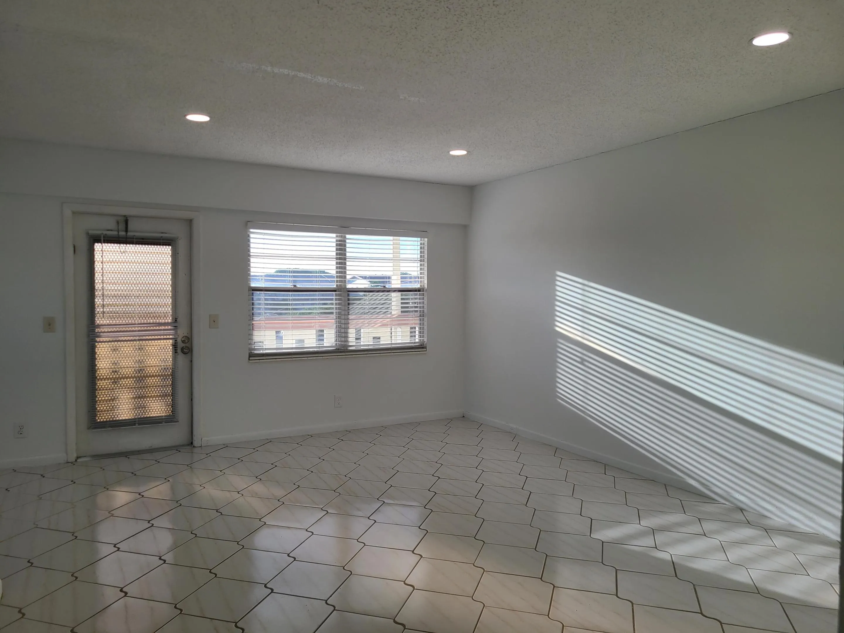239 PRESTON F Way