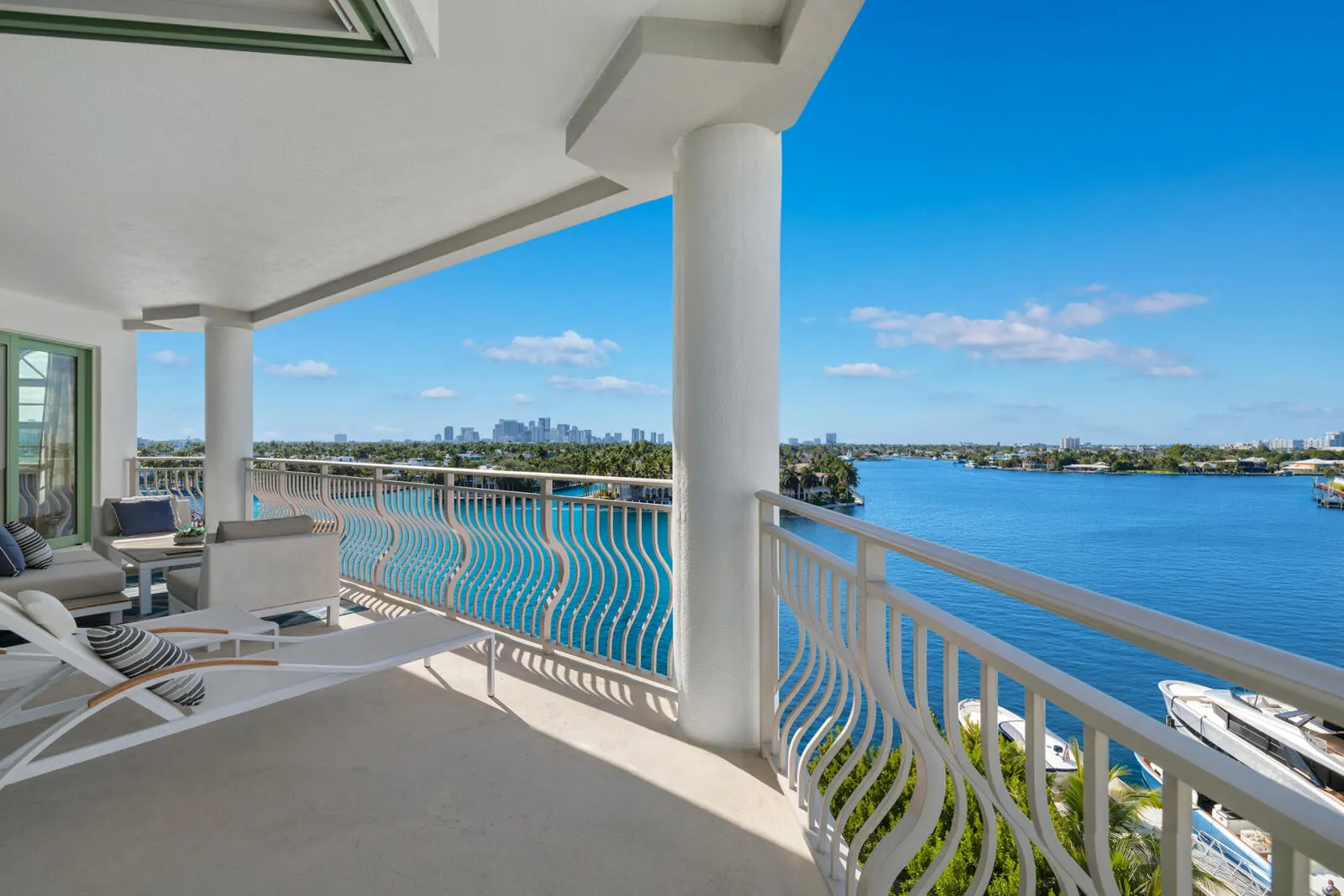 301 N Birch Road #7N