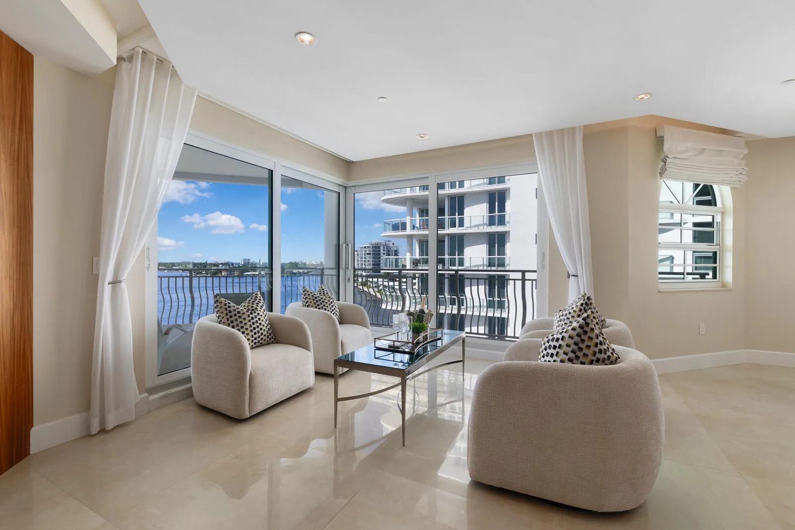 301 N Birch Road #7N