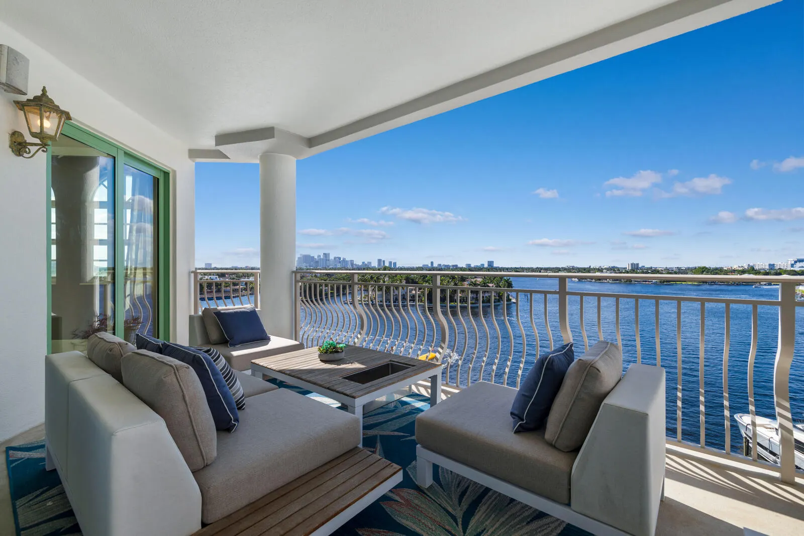 301 N Birch Road #7N