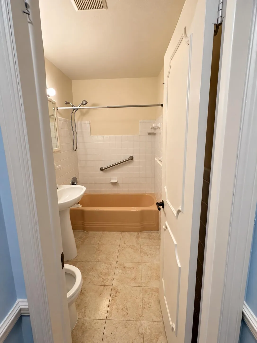 1025 SE 14TH Street