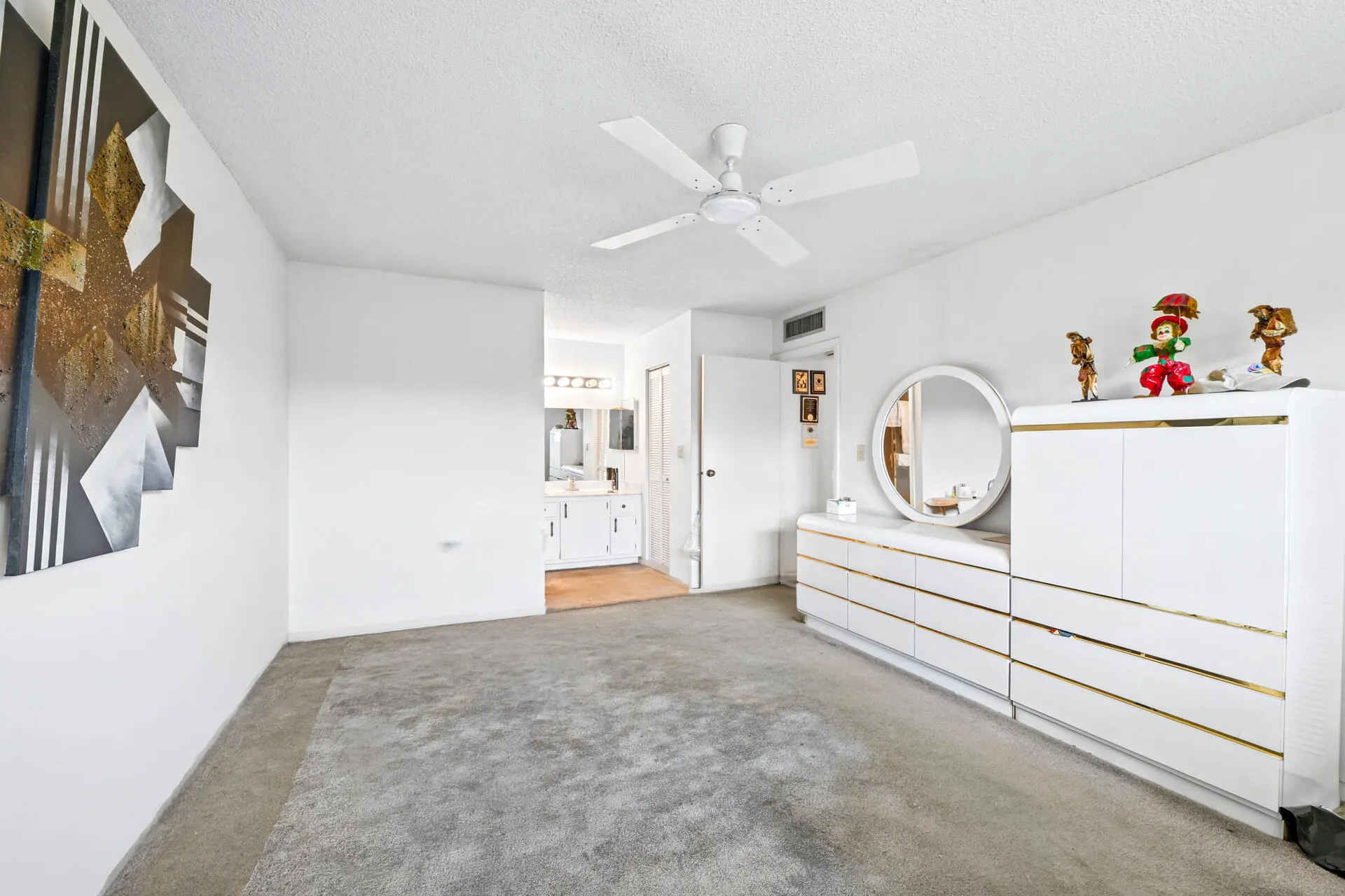 6260 S FALLS CIR Drive #303