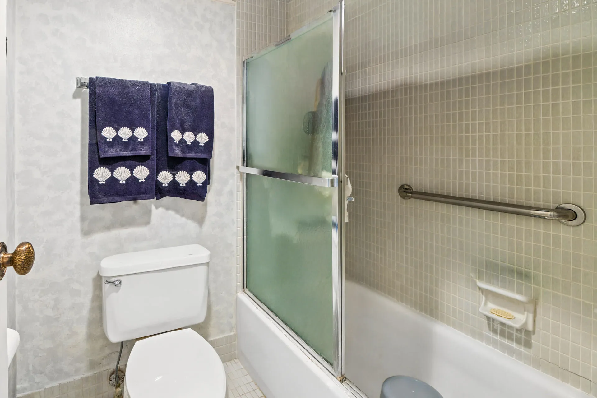 6260 S FALLS CIR Drive #303