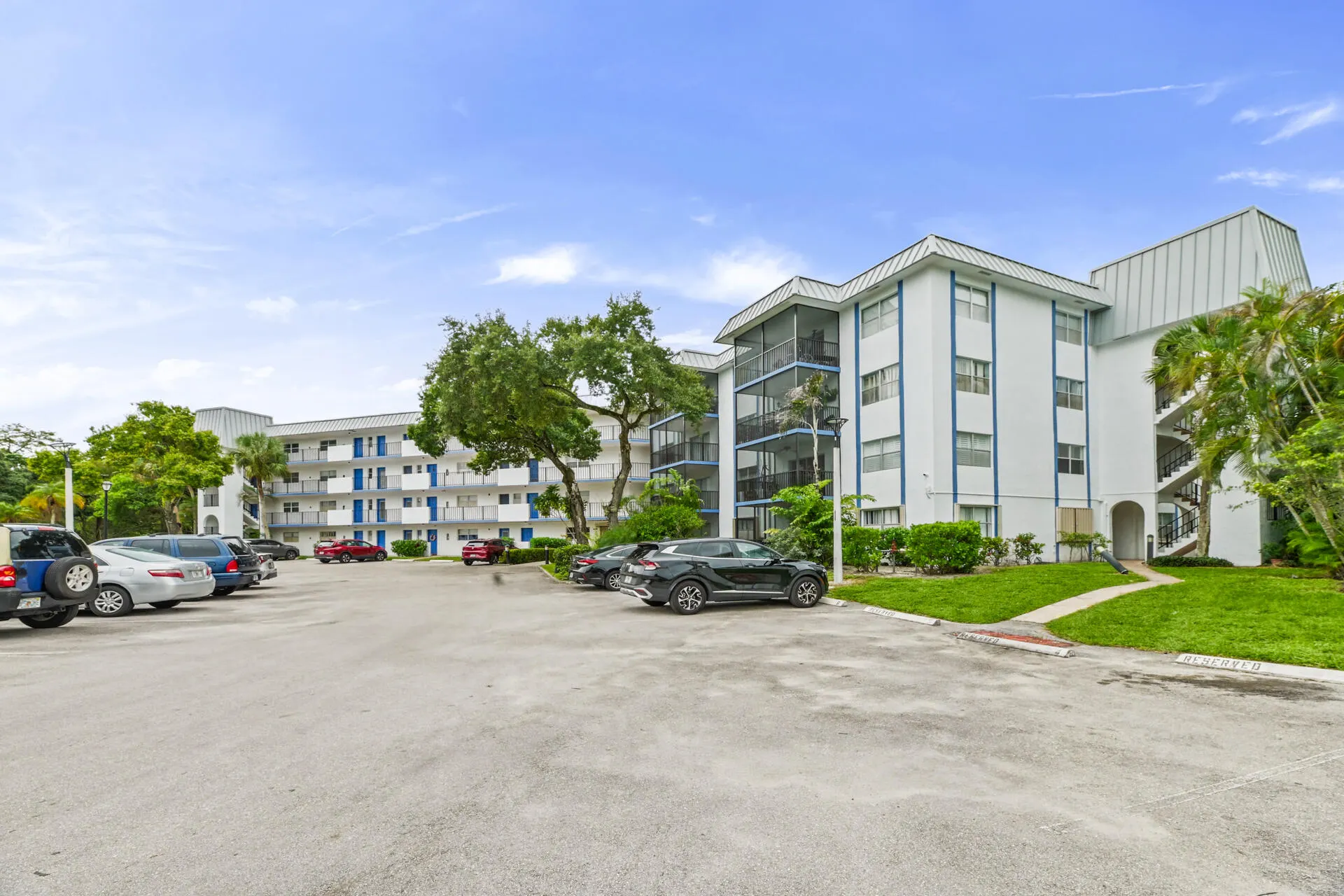 6260 S FALLS CIR Drive #303