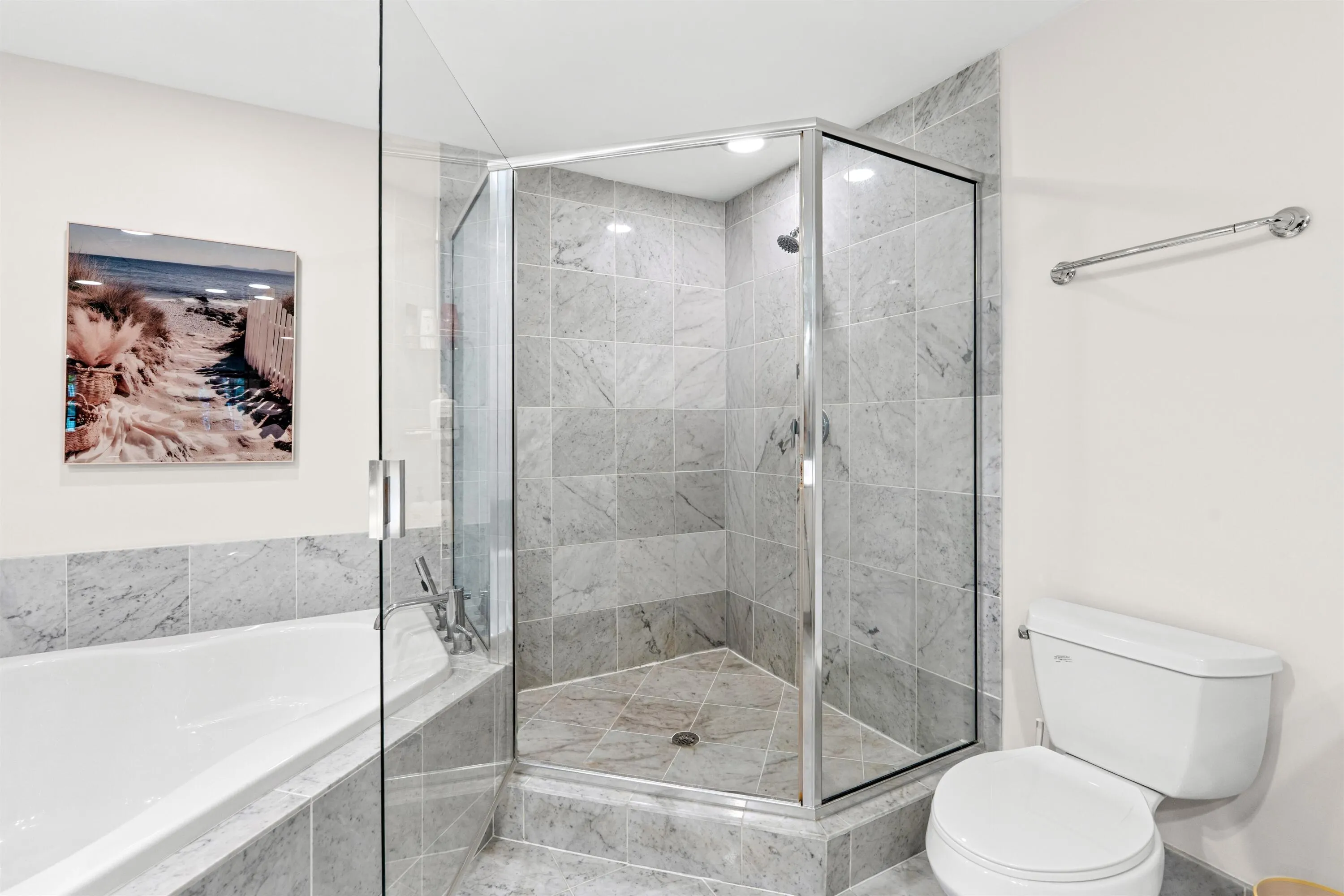 225 NE 1ST Street #214