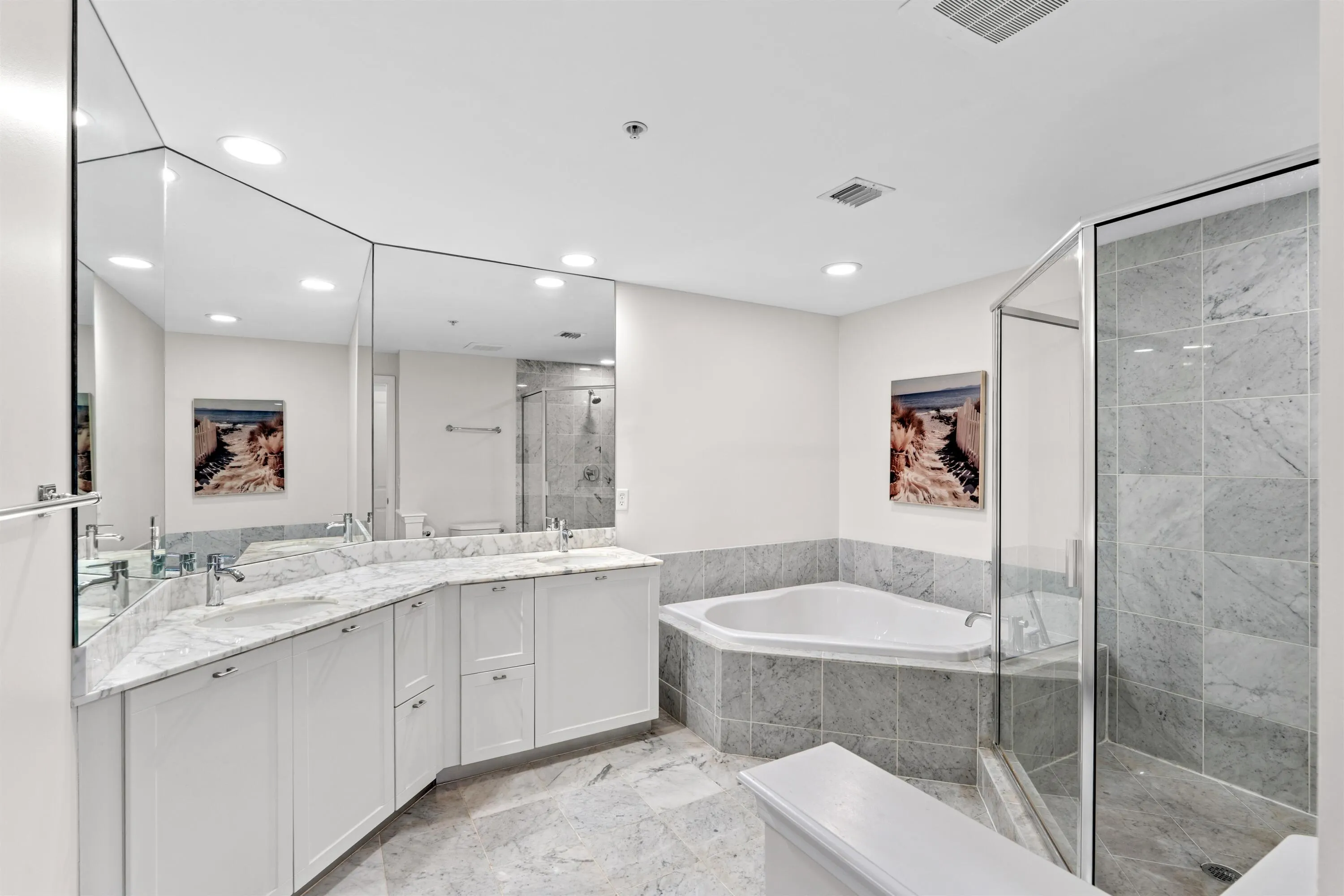 225 NE 1ST Street #214