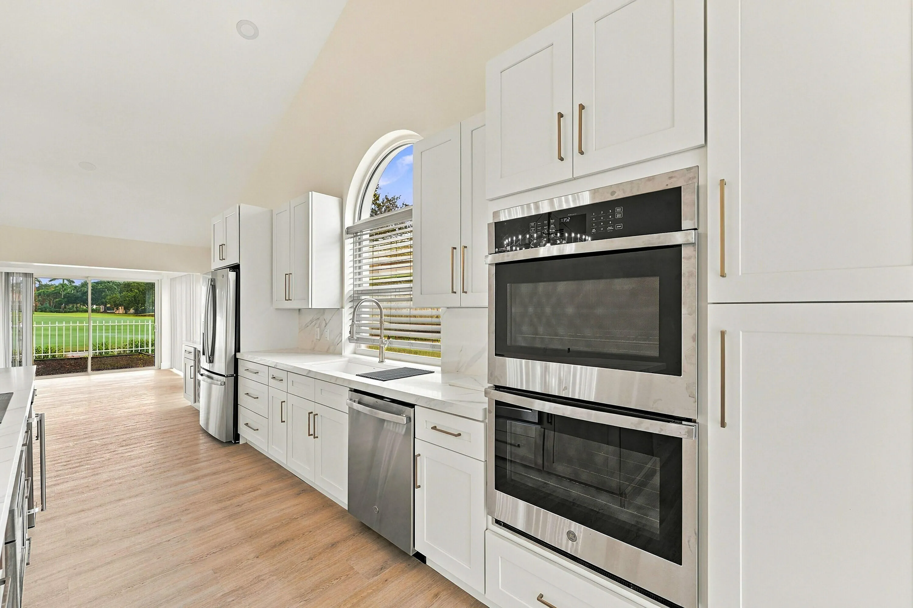 2398 SARATOGA BAY Drive