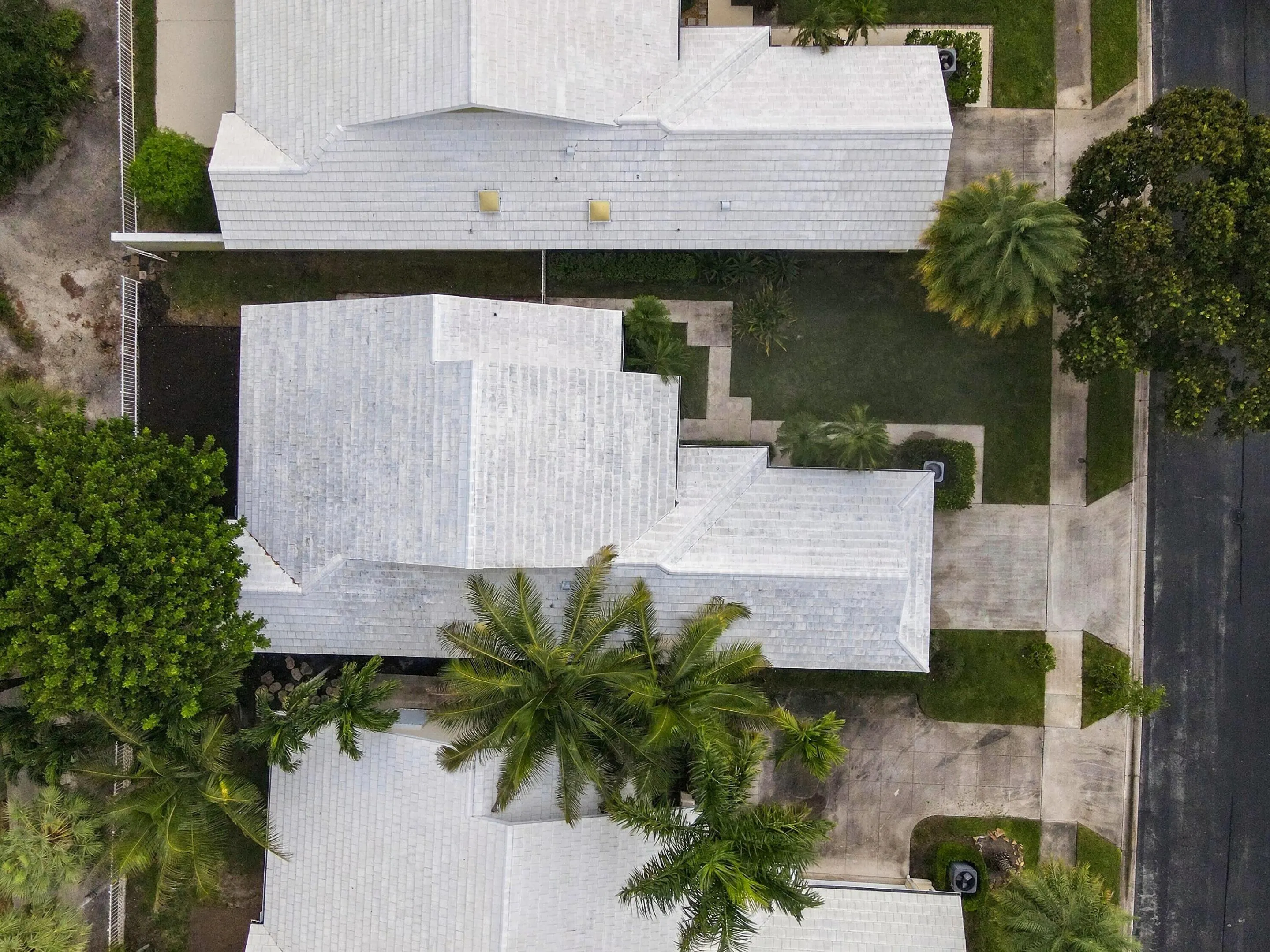 2398 SARATOGA BAY Drive