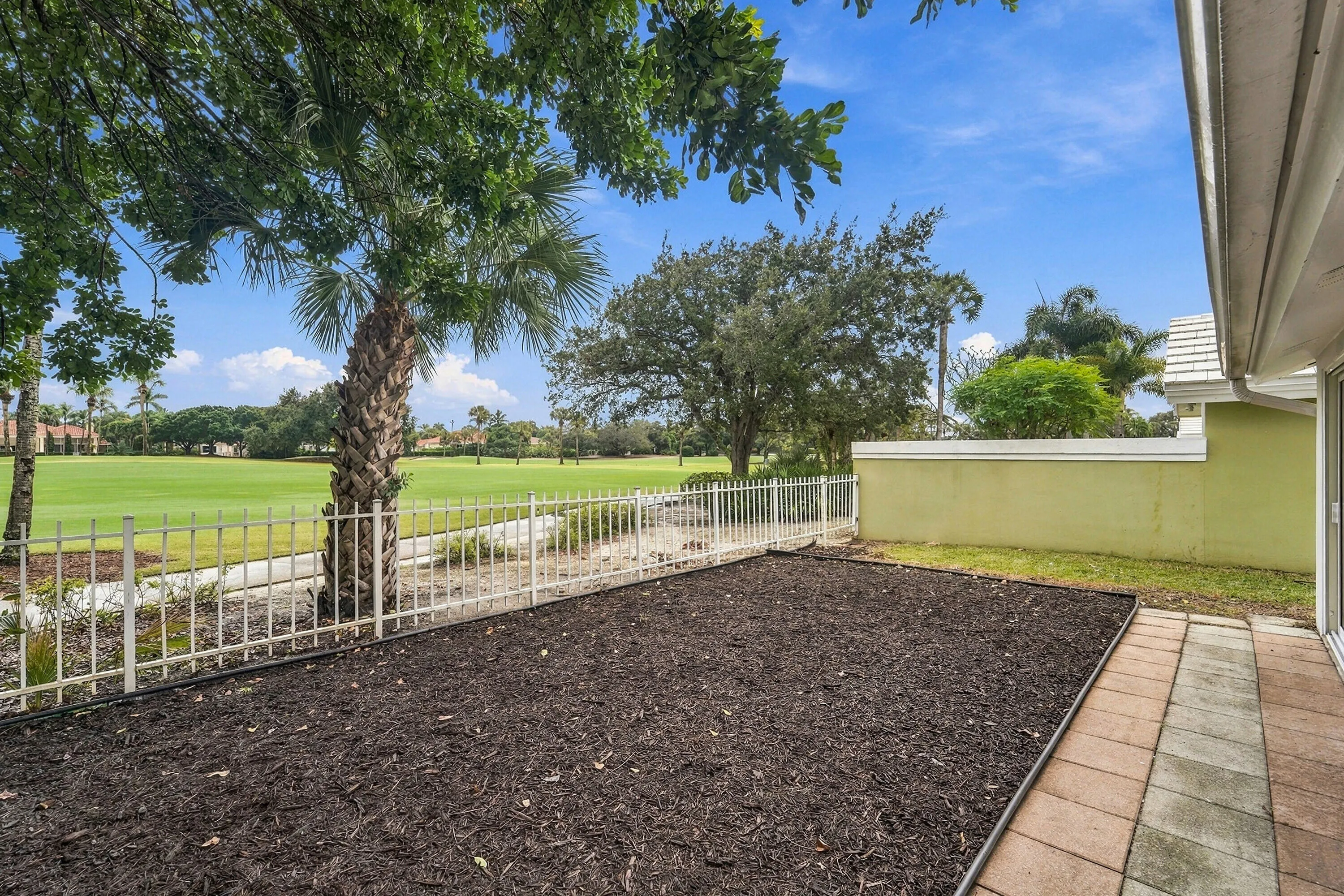 2398 SARATOGA BAY Drive