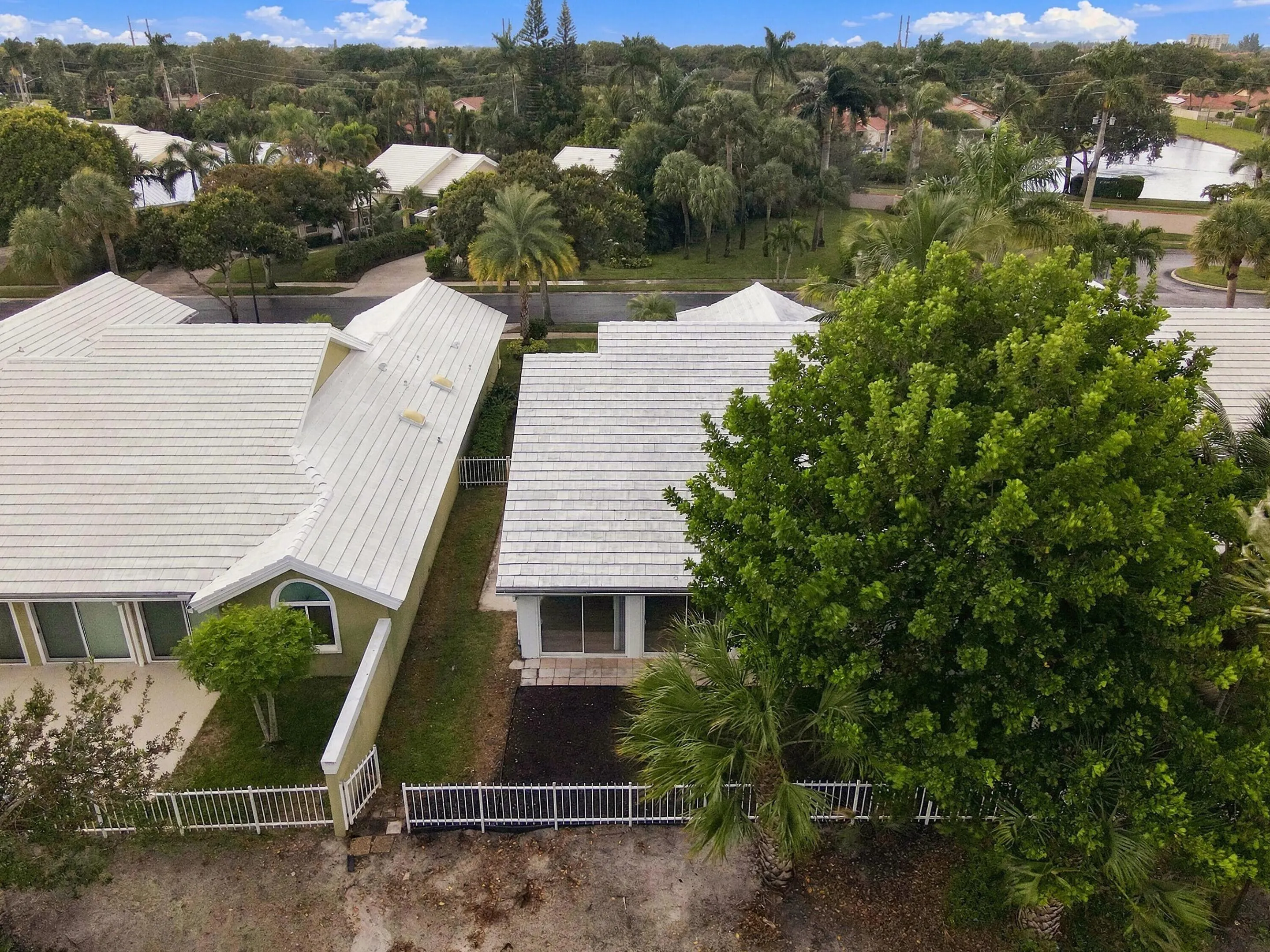 2398 SARATOGA BAY Drive