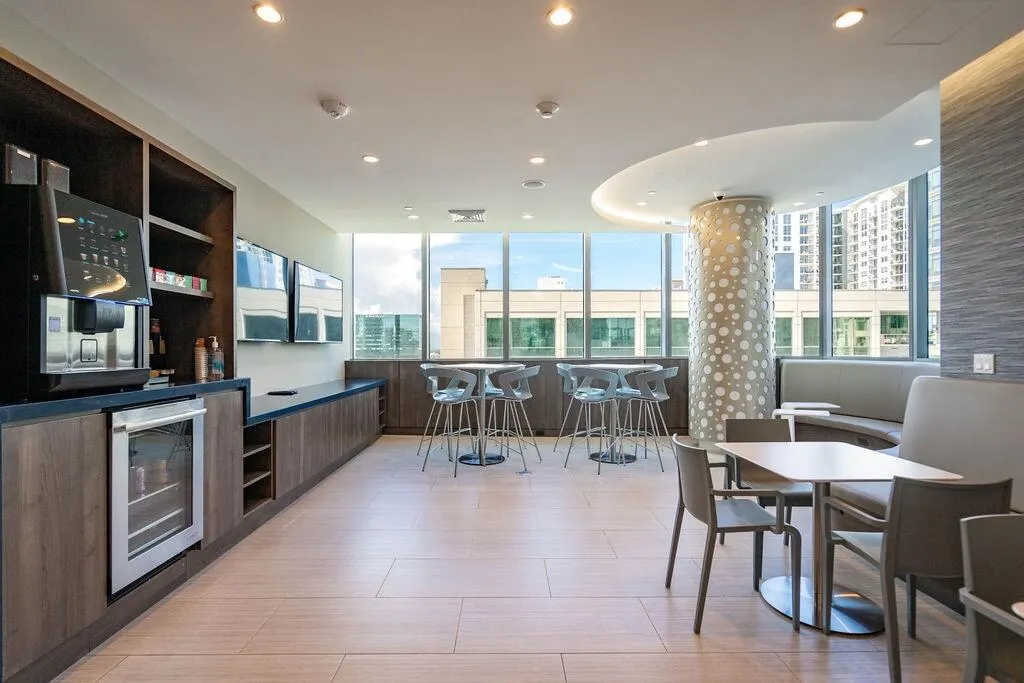 100 E Las Olas Boulevard #3501