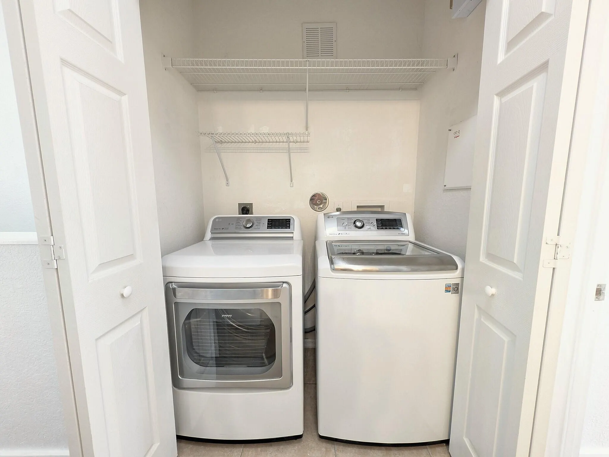 864 PIPERS CAY Drive #157