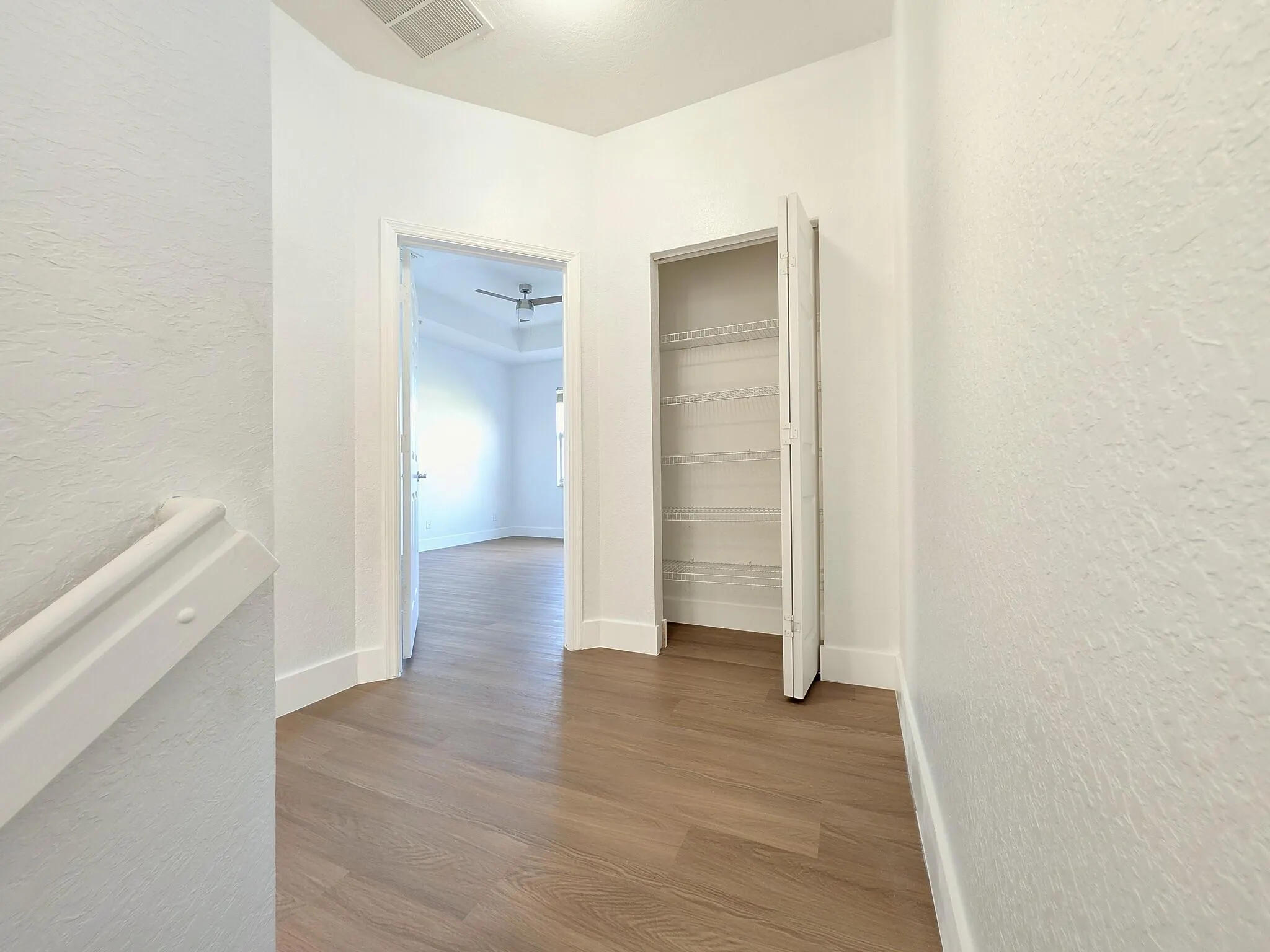 864 PIPERS CAY Drive #157