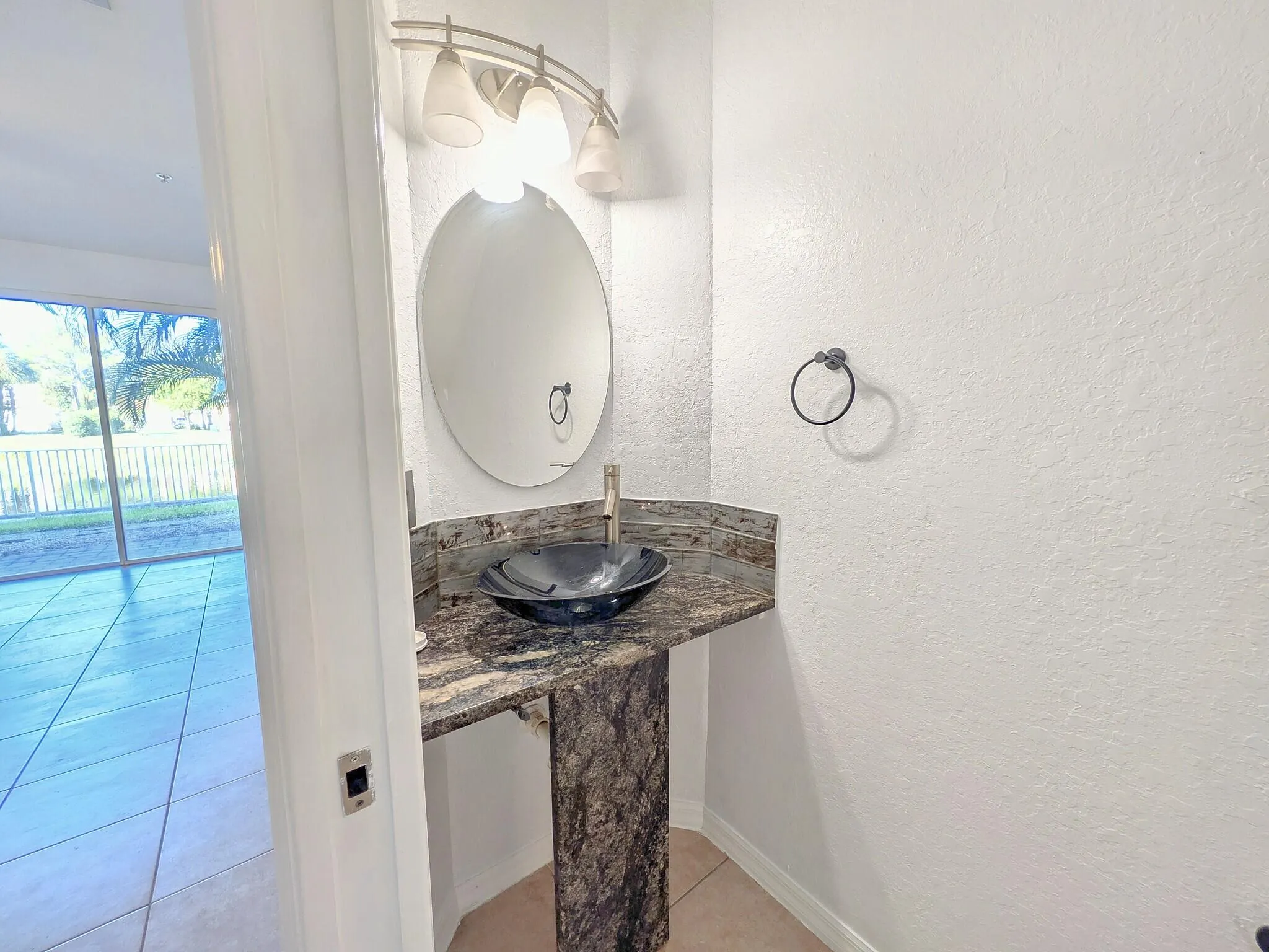 864 PIPERS CAY Drive #157