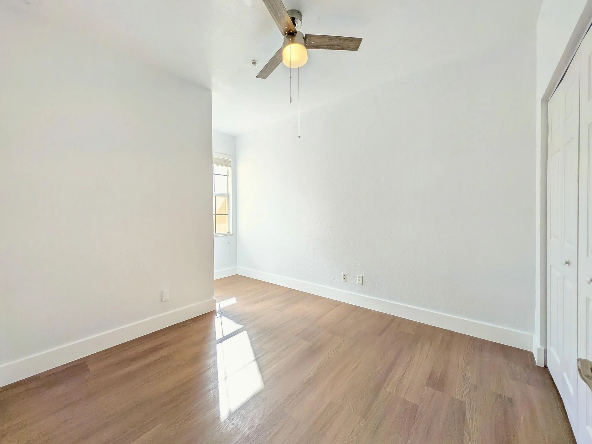 864 PIPERS CAY Drive #157