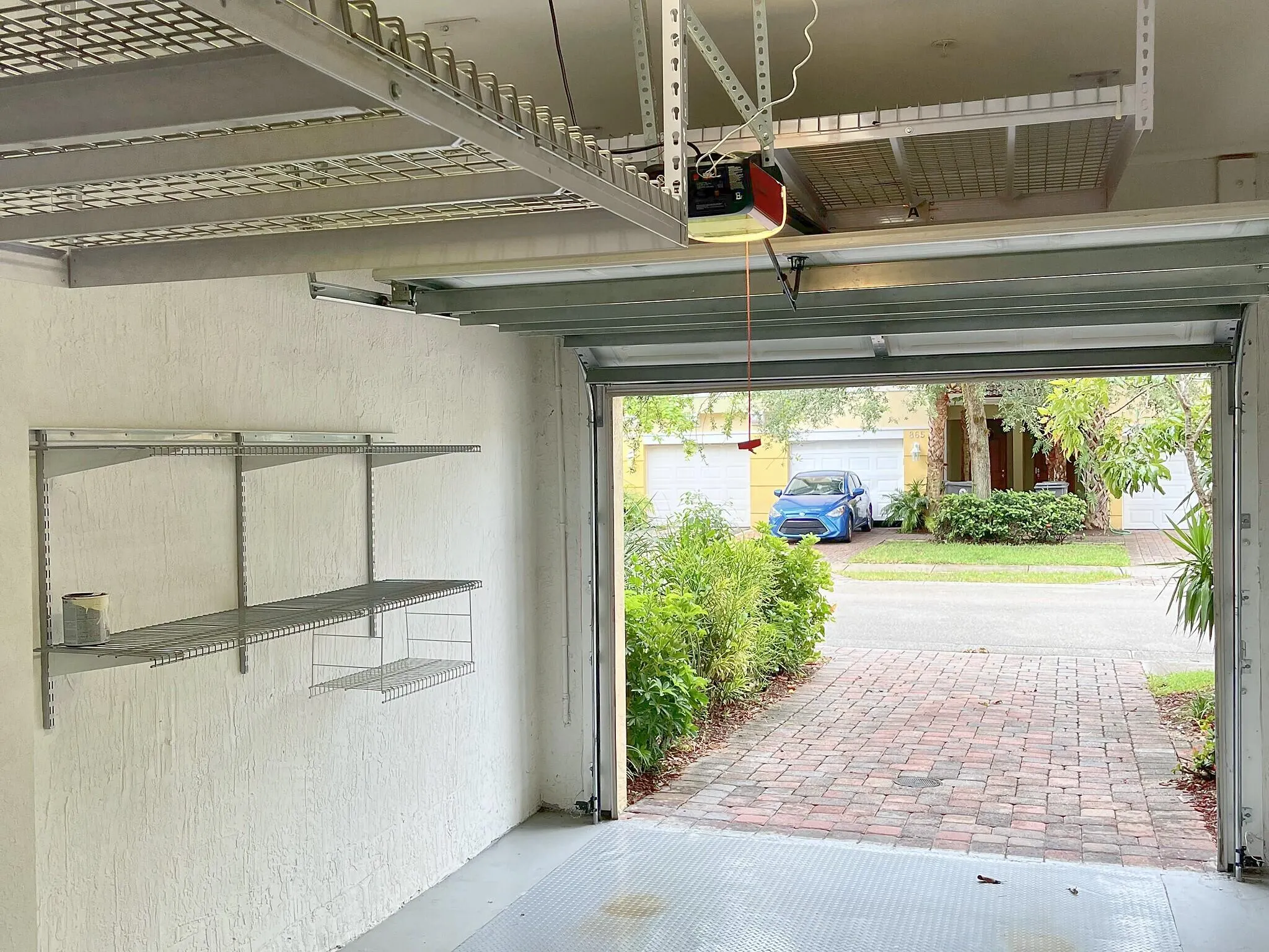 864 PIPERS CAY Drive #157