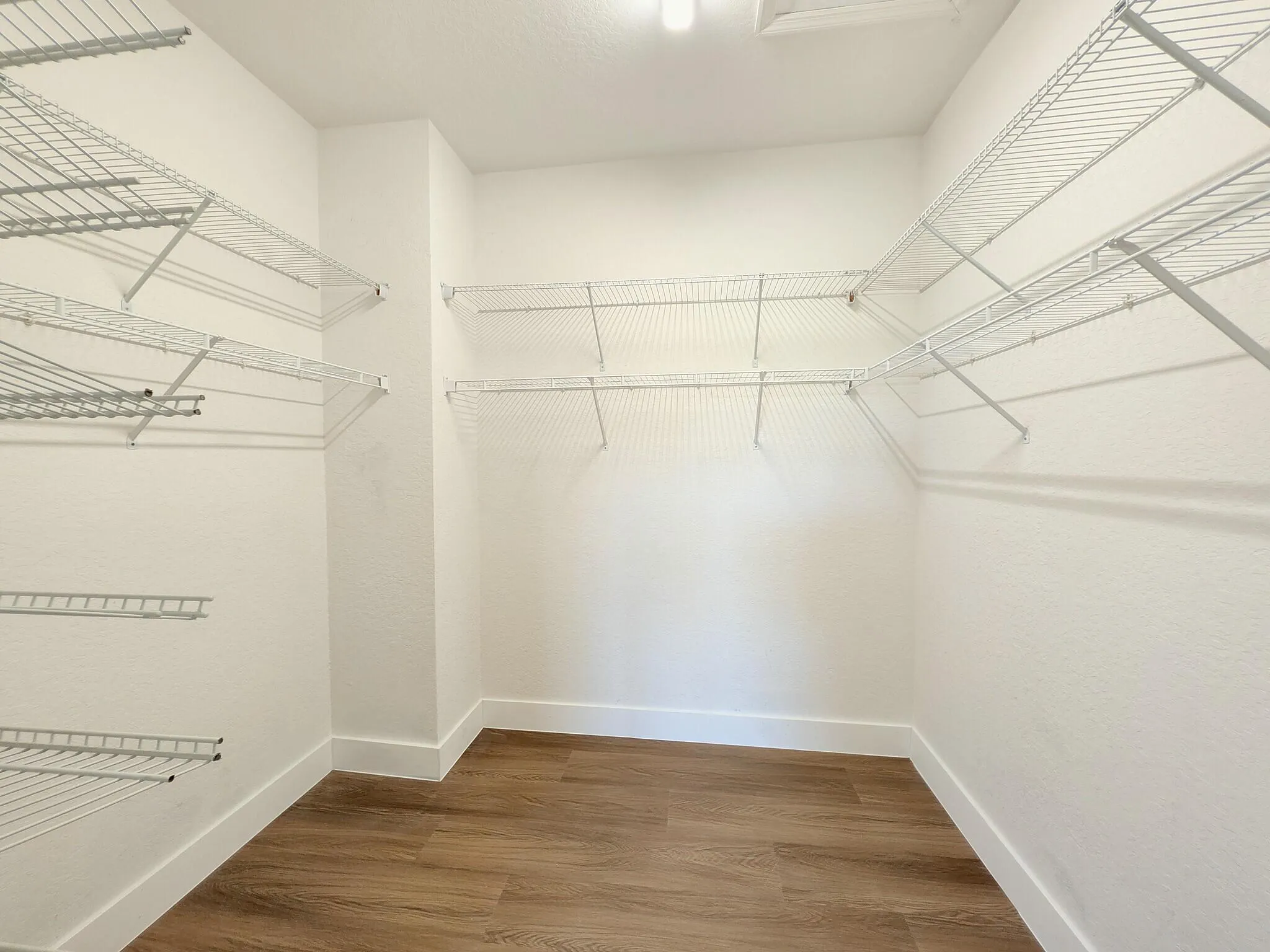 864 PIPERS CAY Drive #157