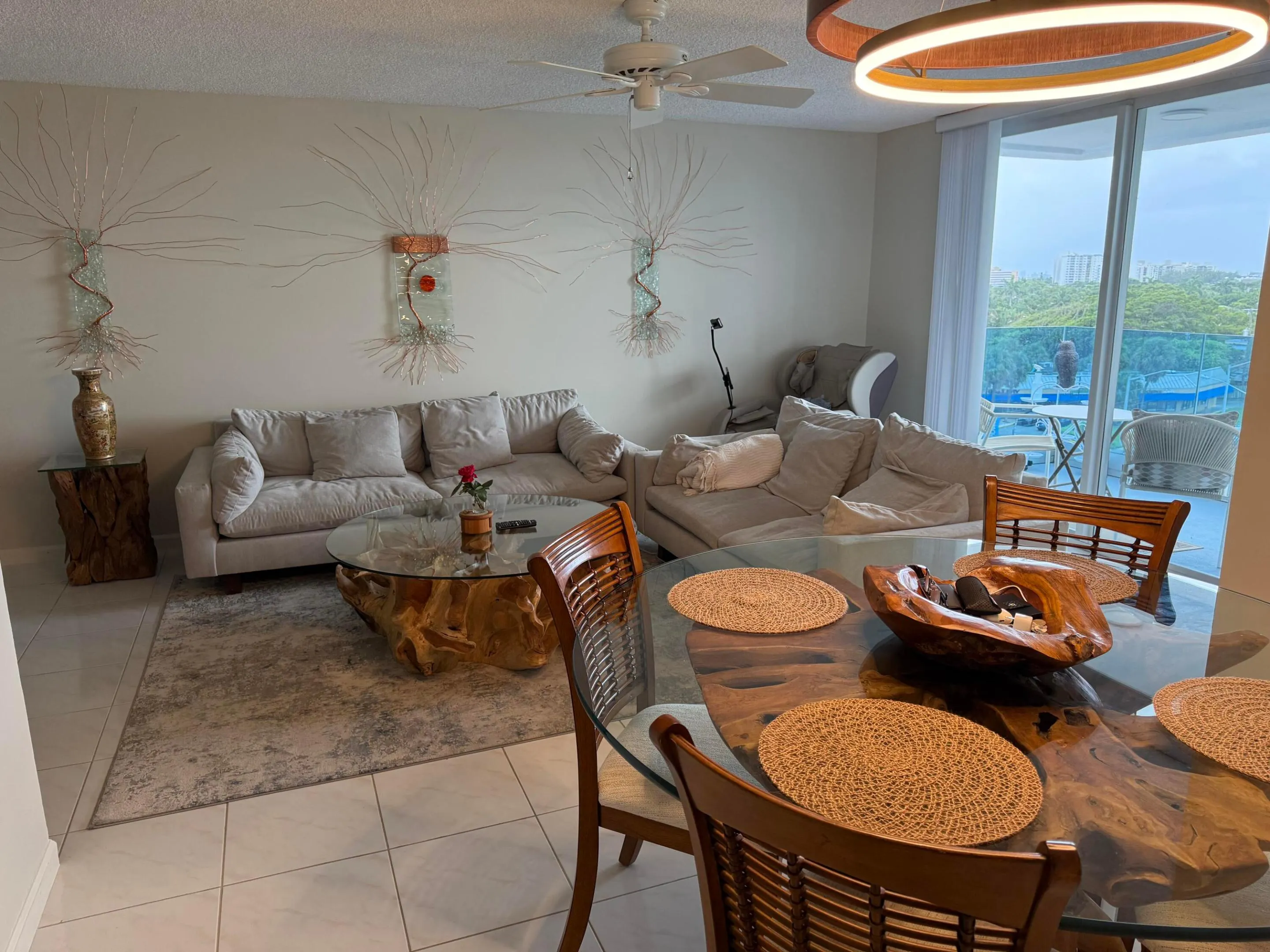 2639 N Riverside Drive #605