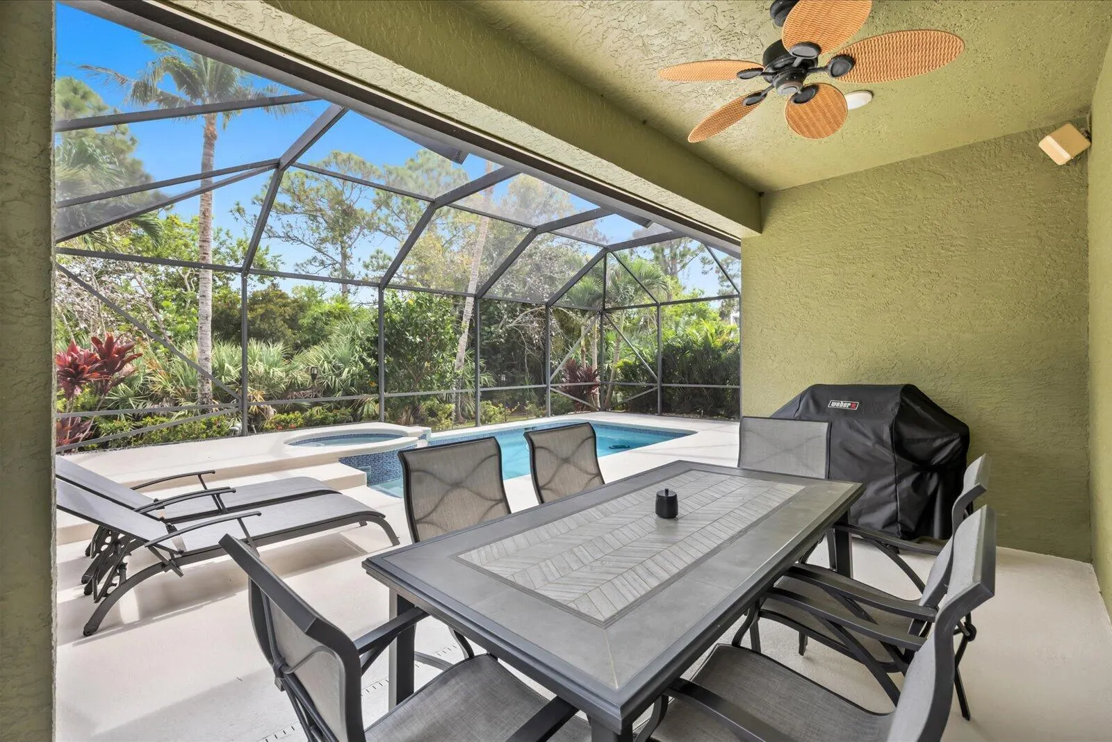 3655 NW Deer Oak Drive