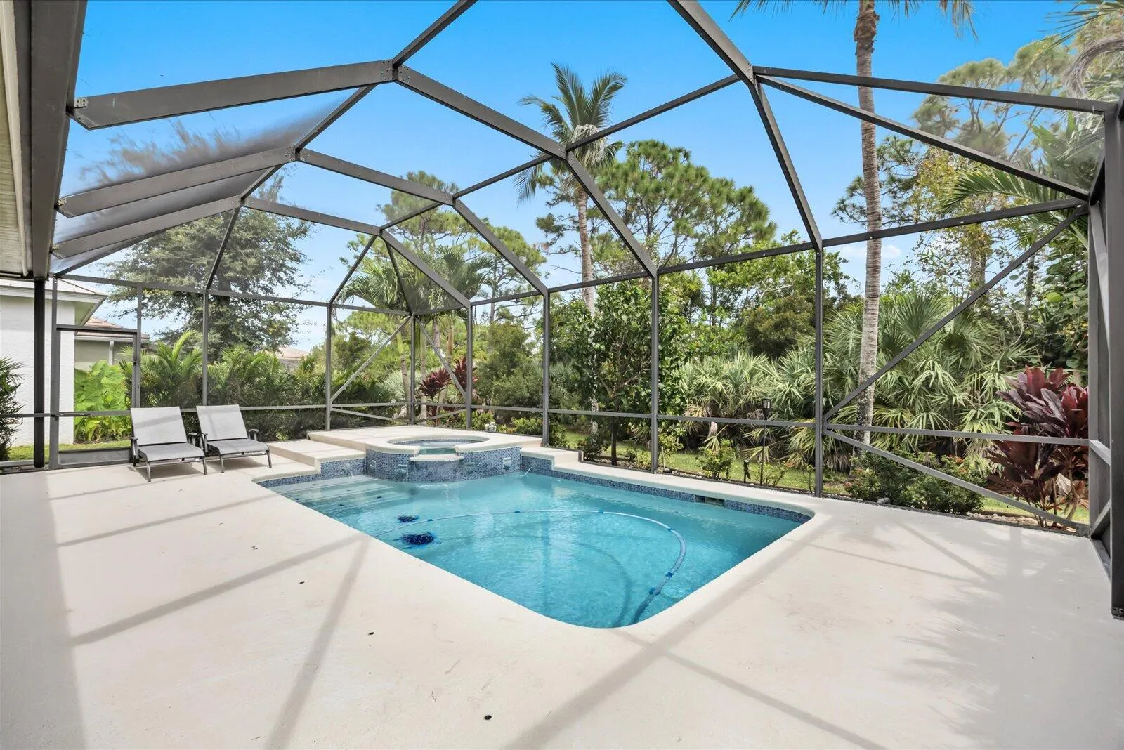 3655 NW Deer Oak Drive
