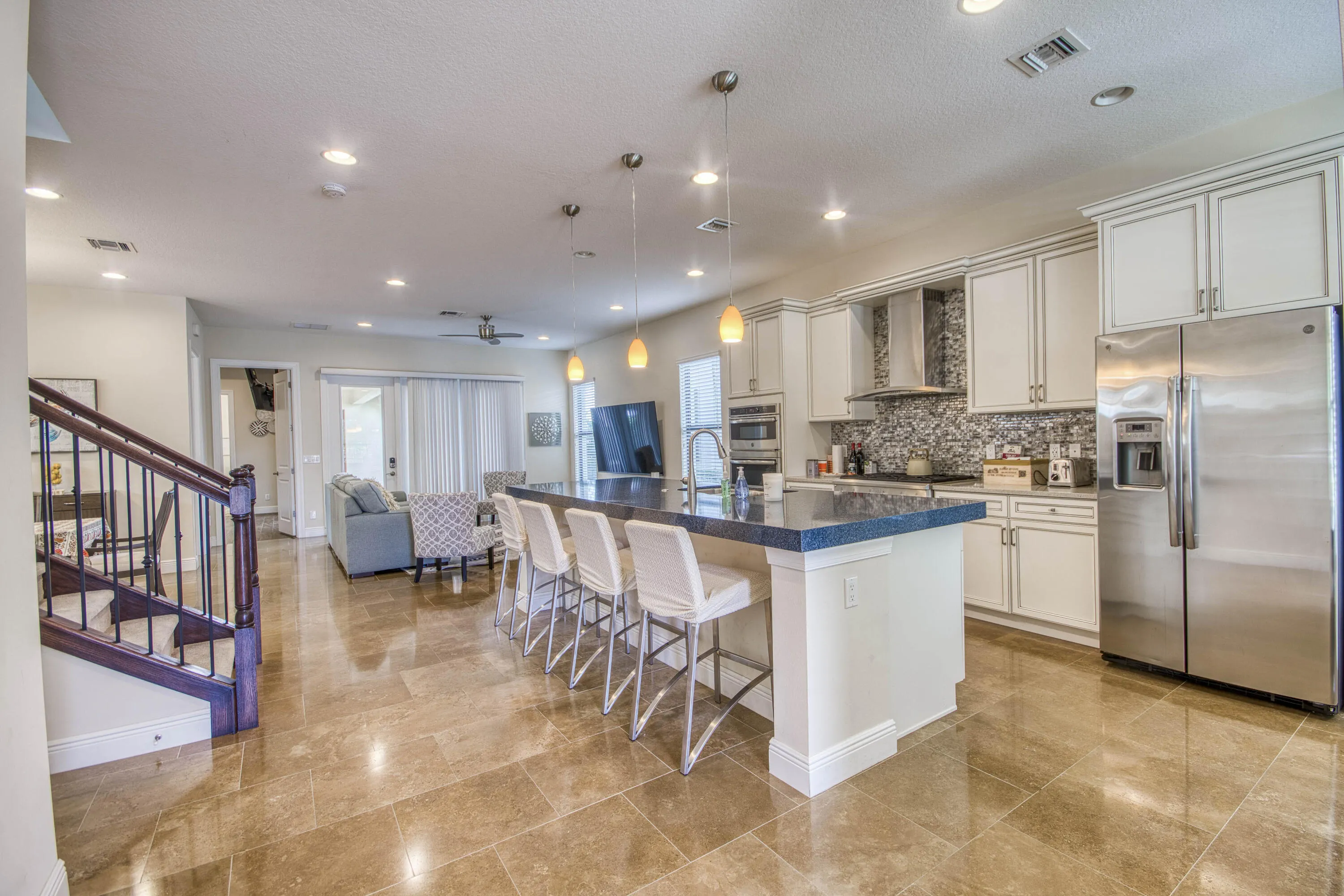 8023 Hobbes Way