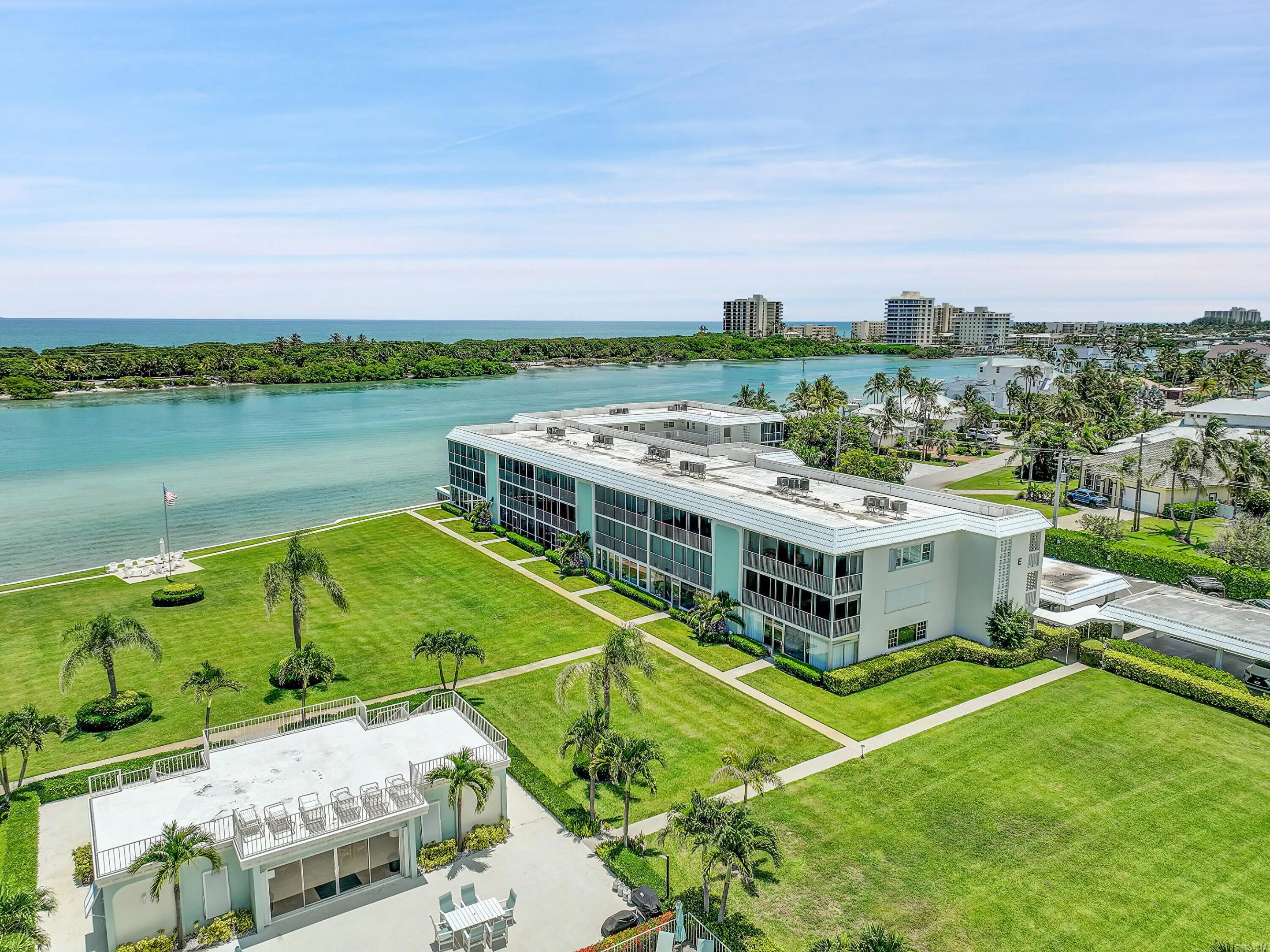 100 Waterway Road #E306