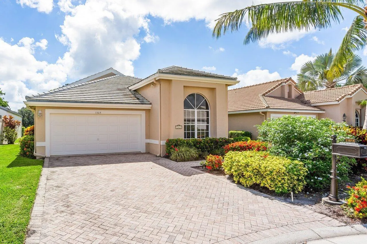 11614 CREEKSIDE Drive