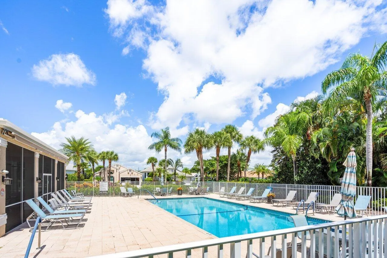 11614 CREEKSIDE Drive