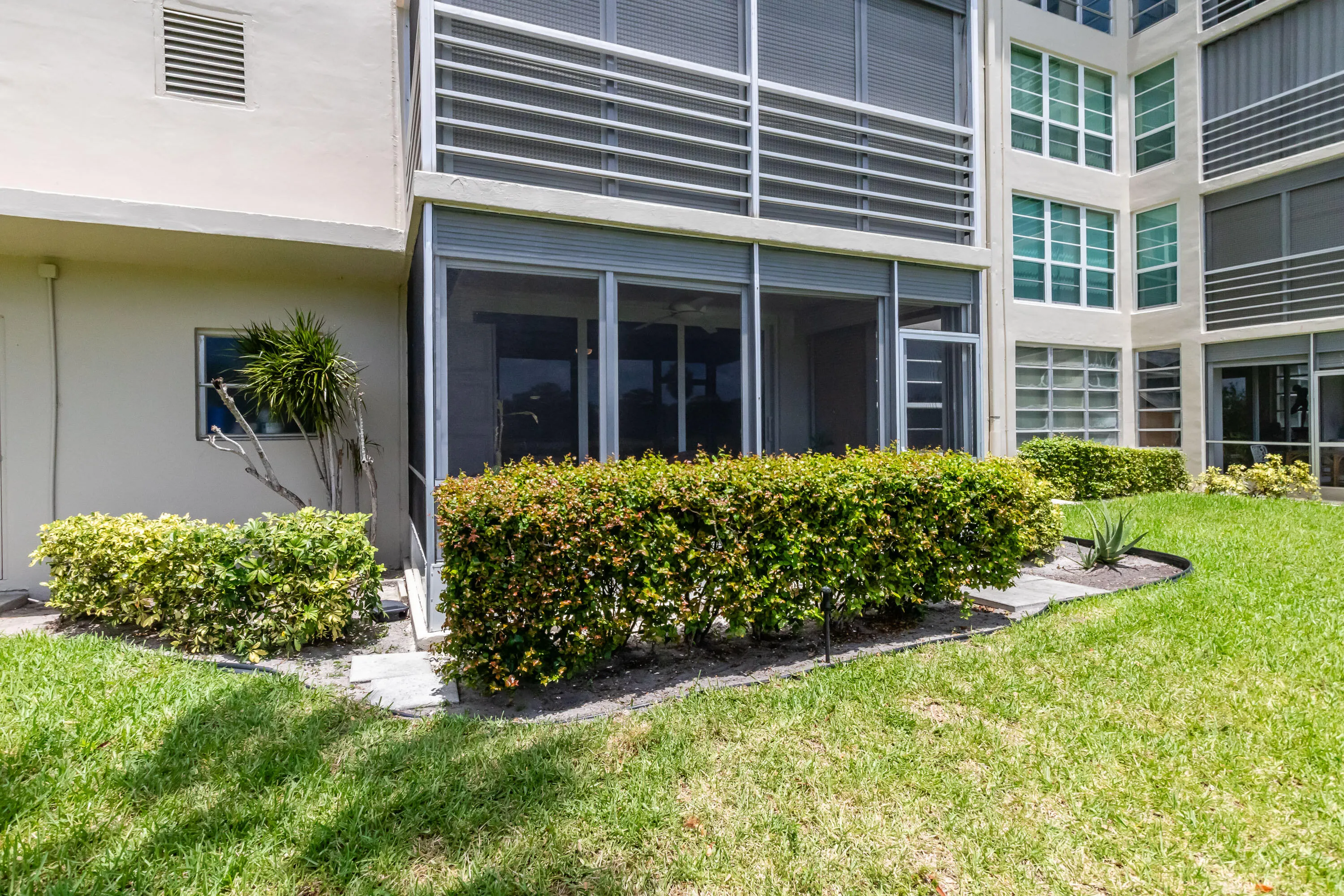 808 Cypress Boulevard #106