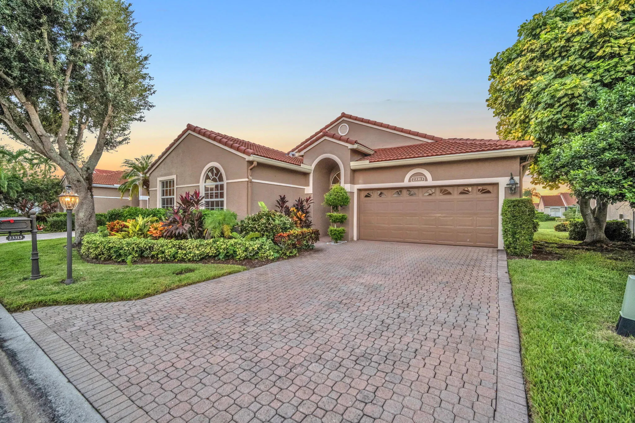 23313 TORRE Circle