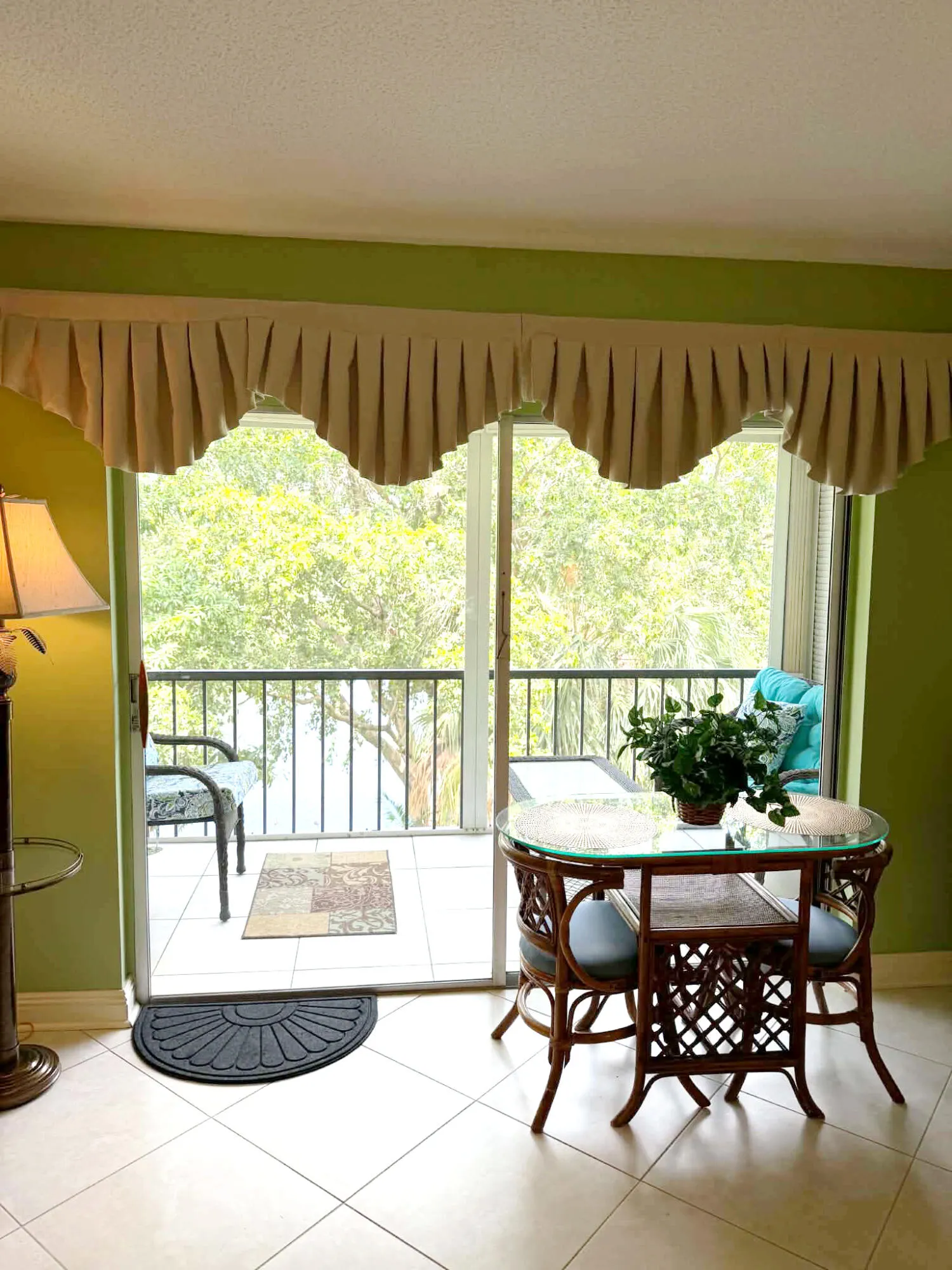 820 S HOLLYBROOK Drive #306