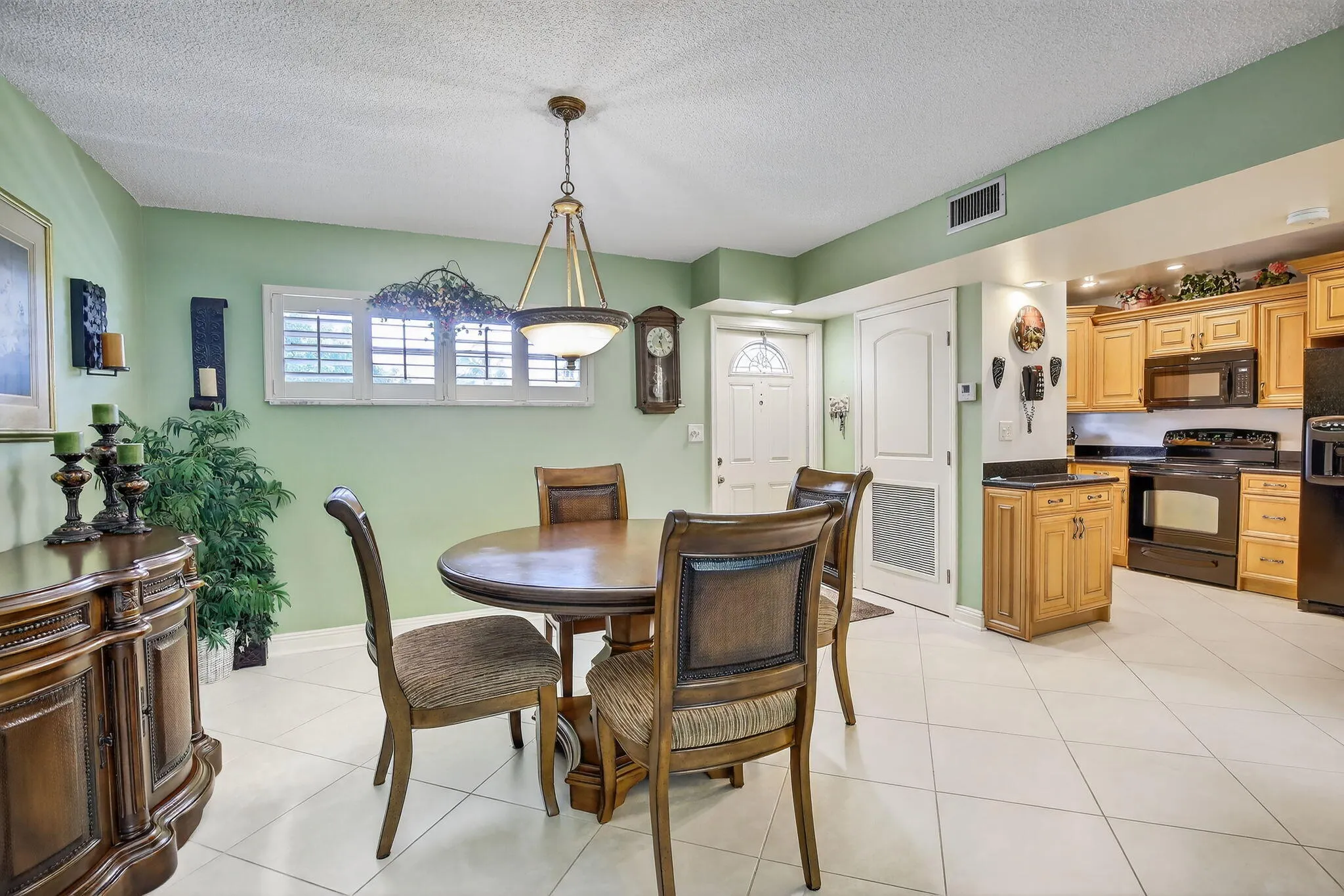 820 S HOLLYBROOK Drive #306